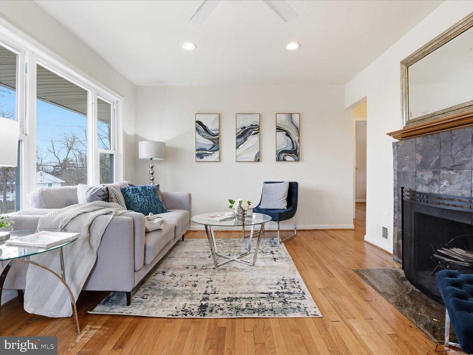 3955 Taney Ave photo 4