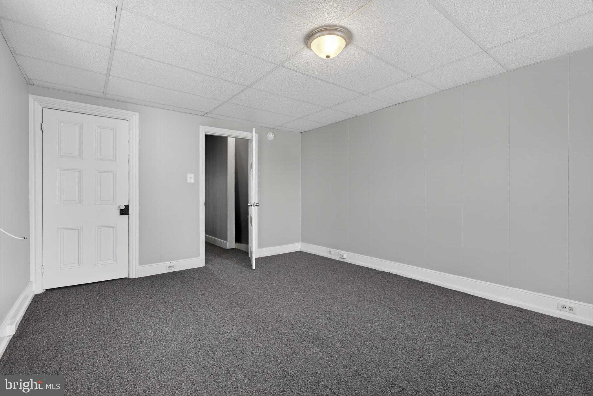 525 Walnut St photo 20