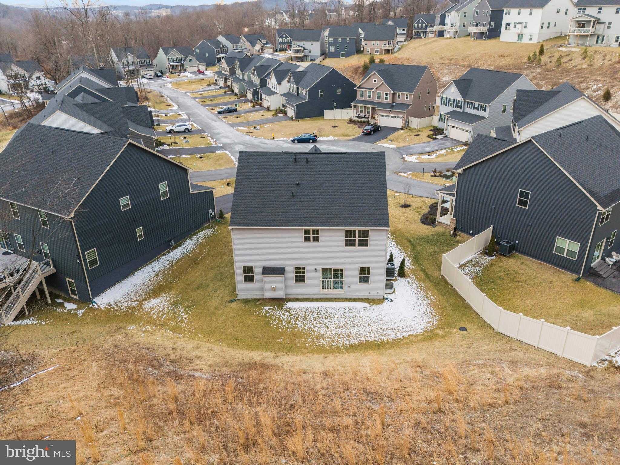 7029 Mandalong CT photo 50