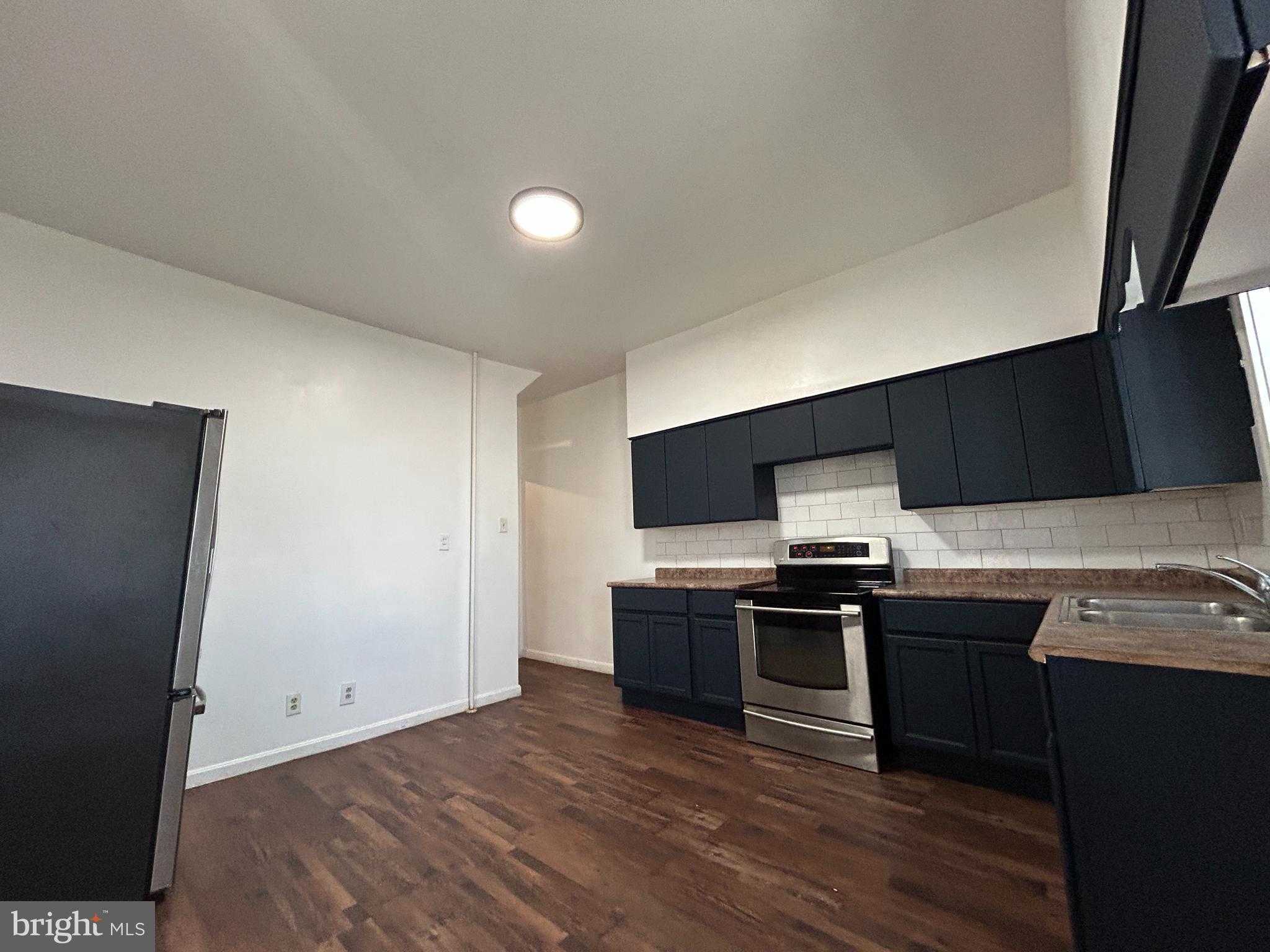 806 N 18th St photo 21