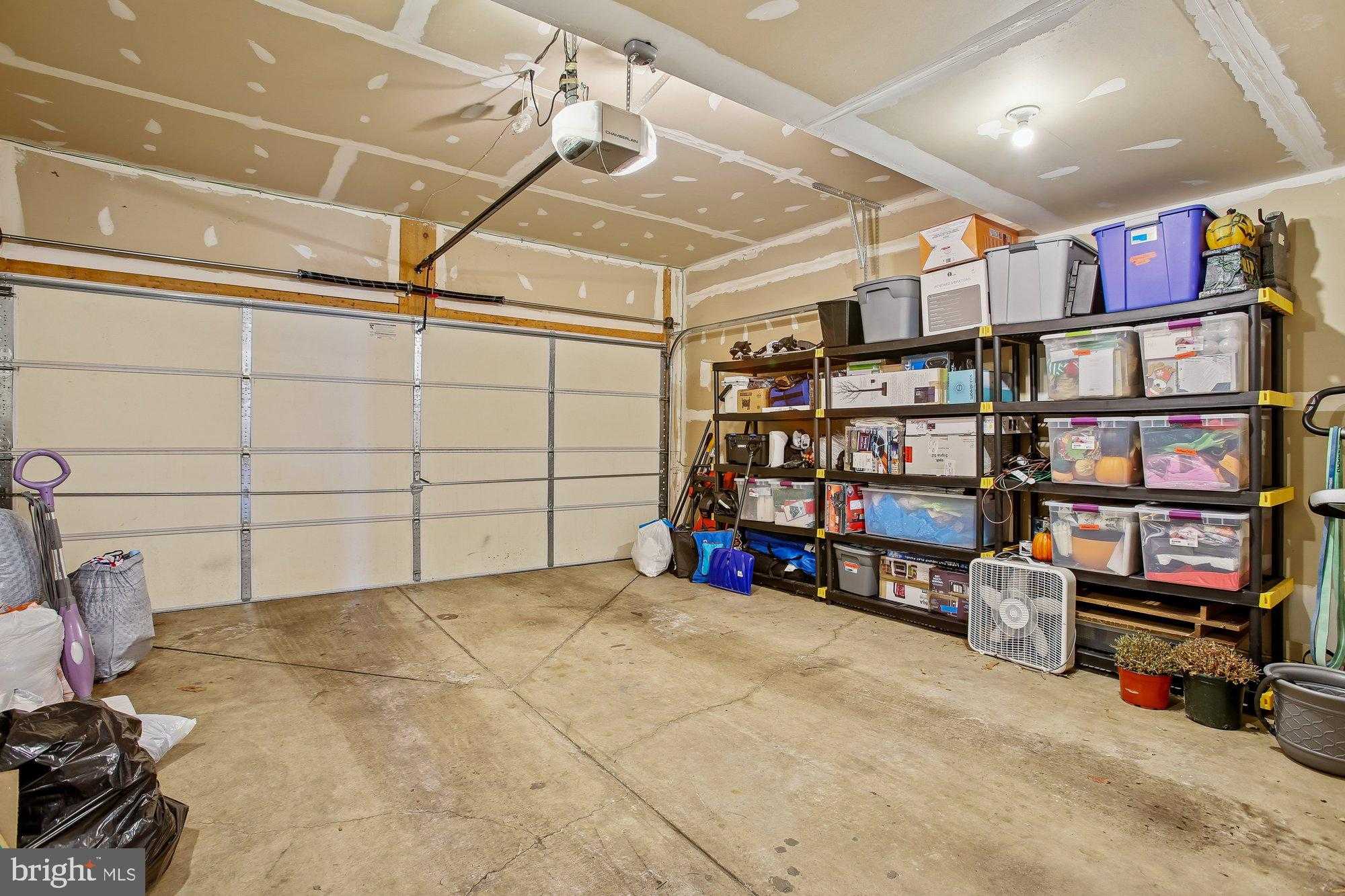 2411 Huntington Park Dr photo 34