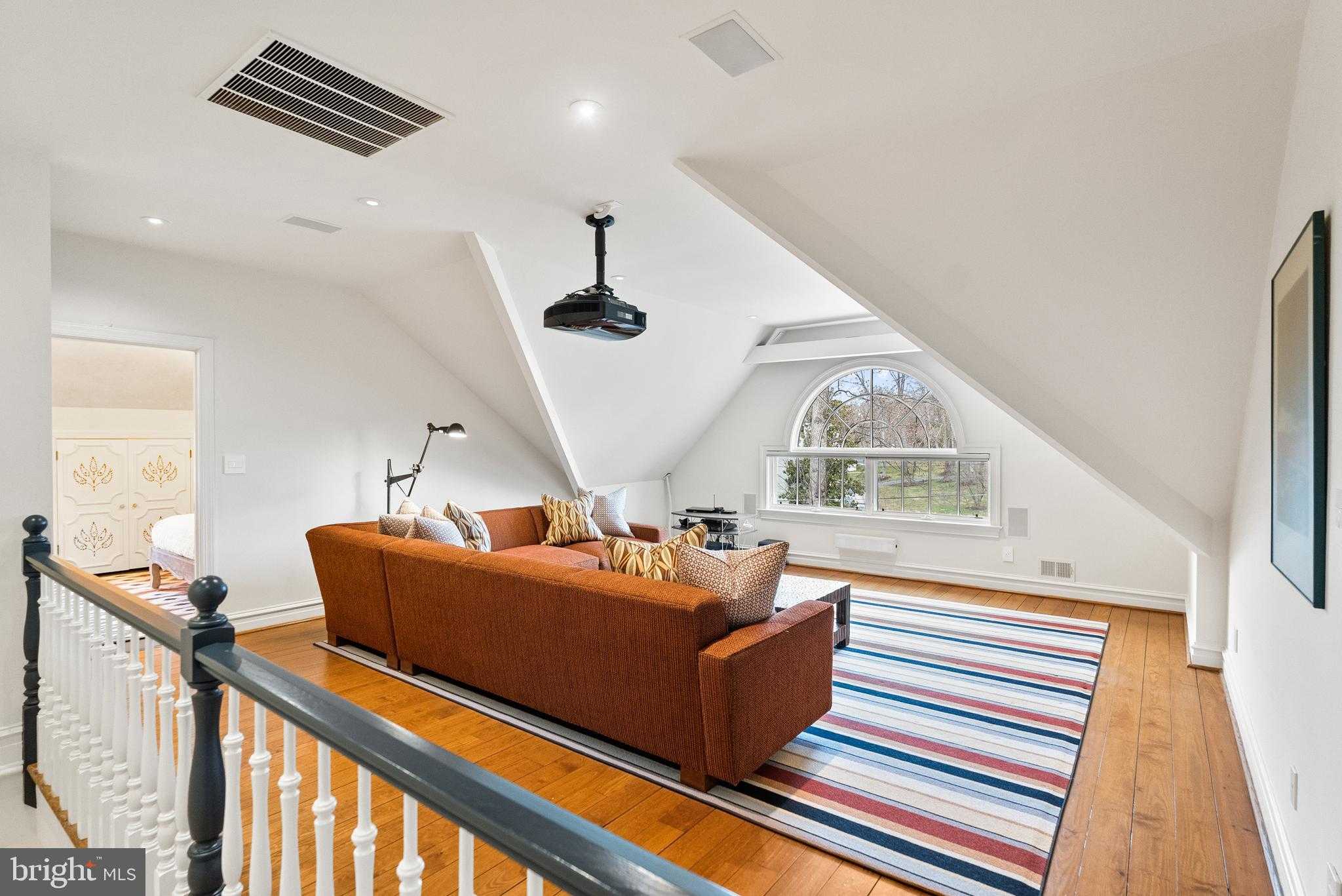 9413 Brooke Dr photo 37