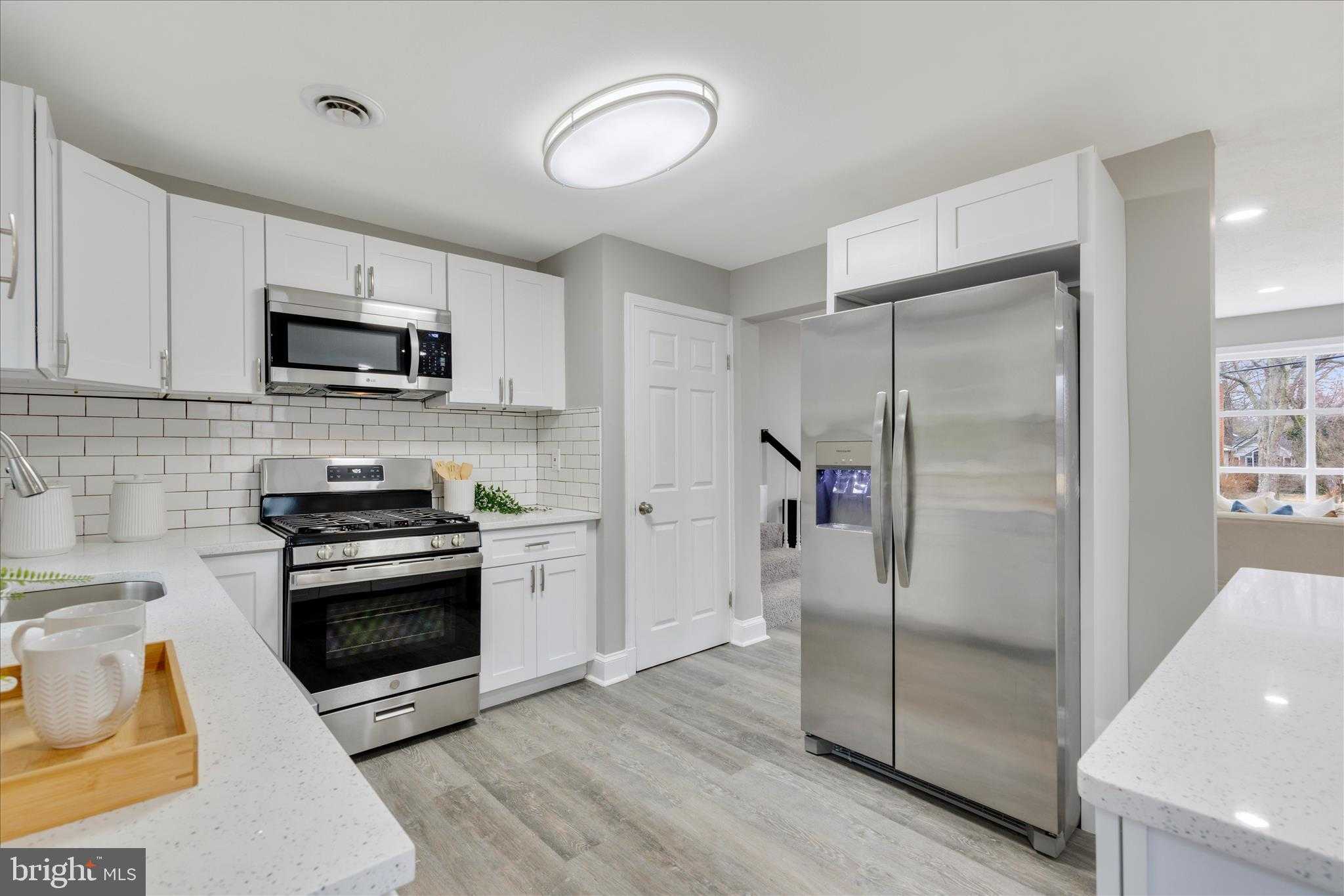 1254 Dogwood Rd photo 2