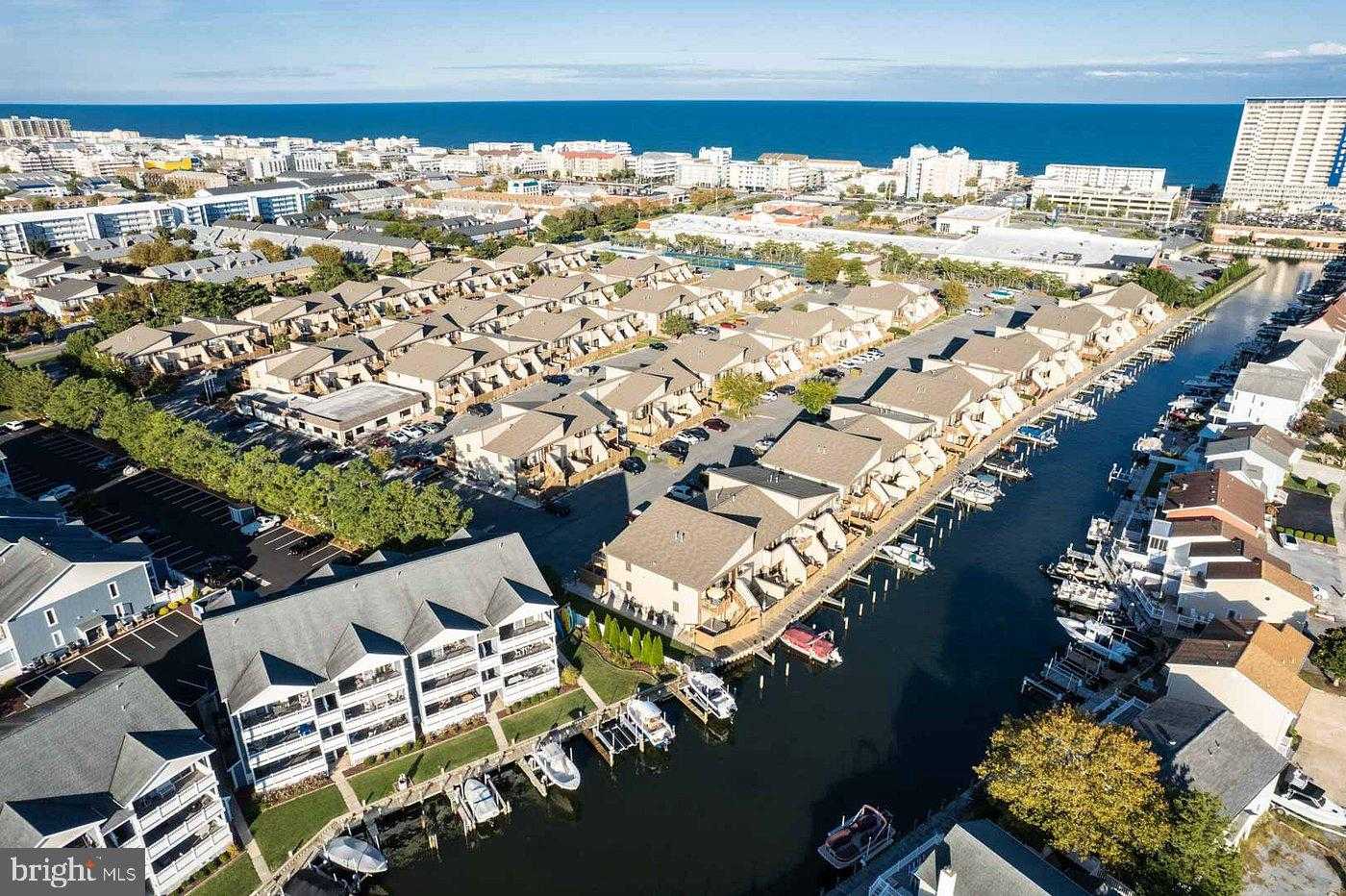 105 120th St Unit 200c photo 2