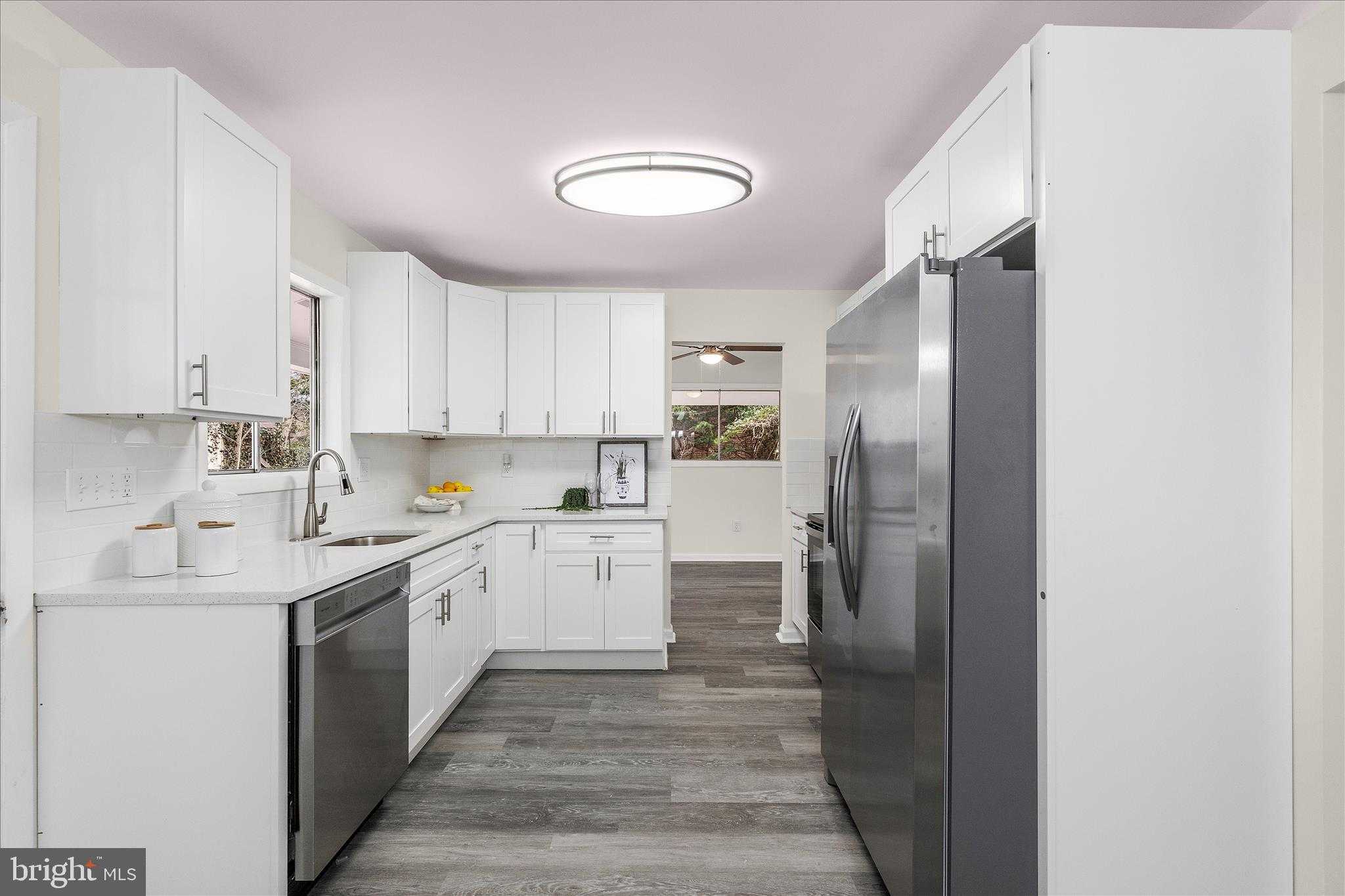 8795 Hickory Hl photo 5