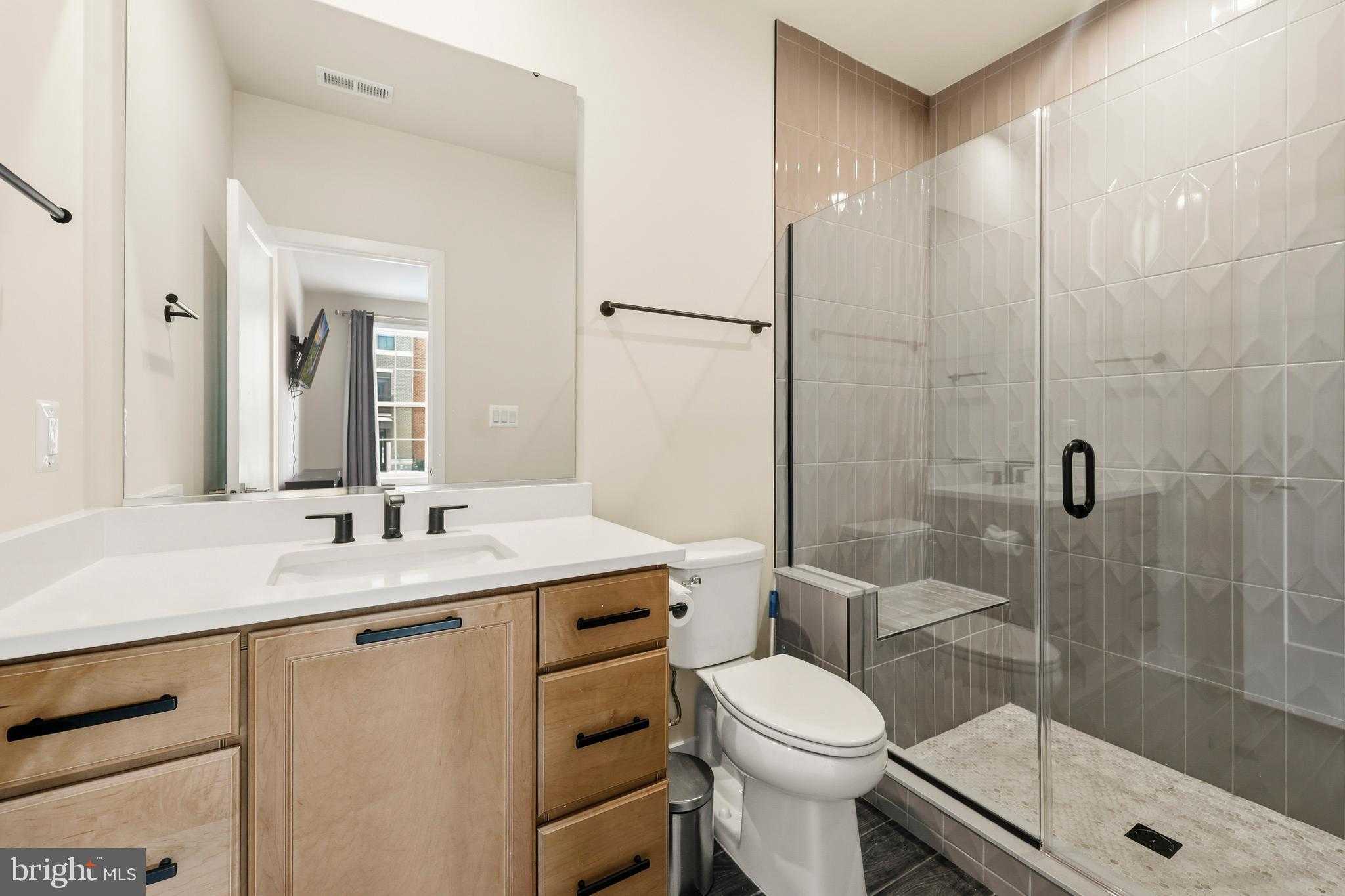 43416 Grandmoore St photo 7