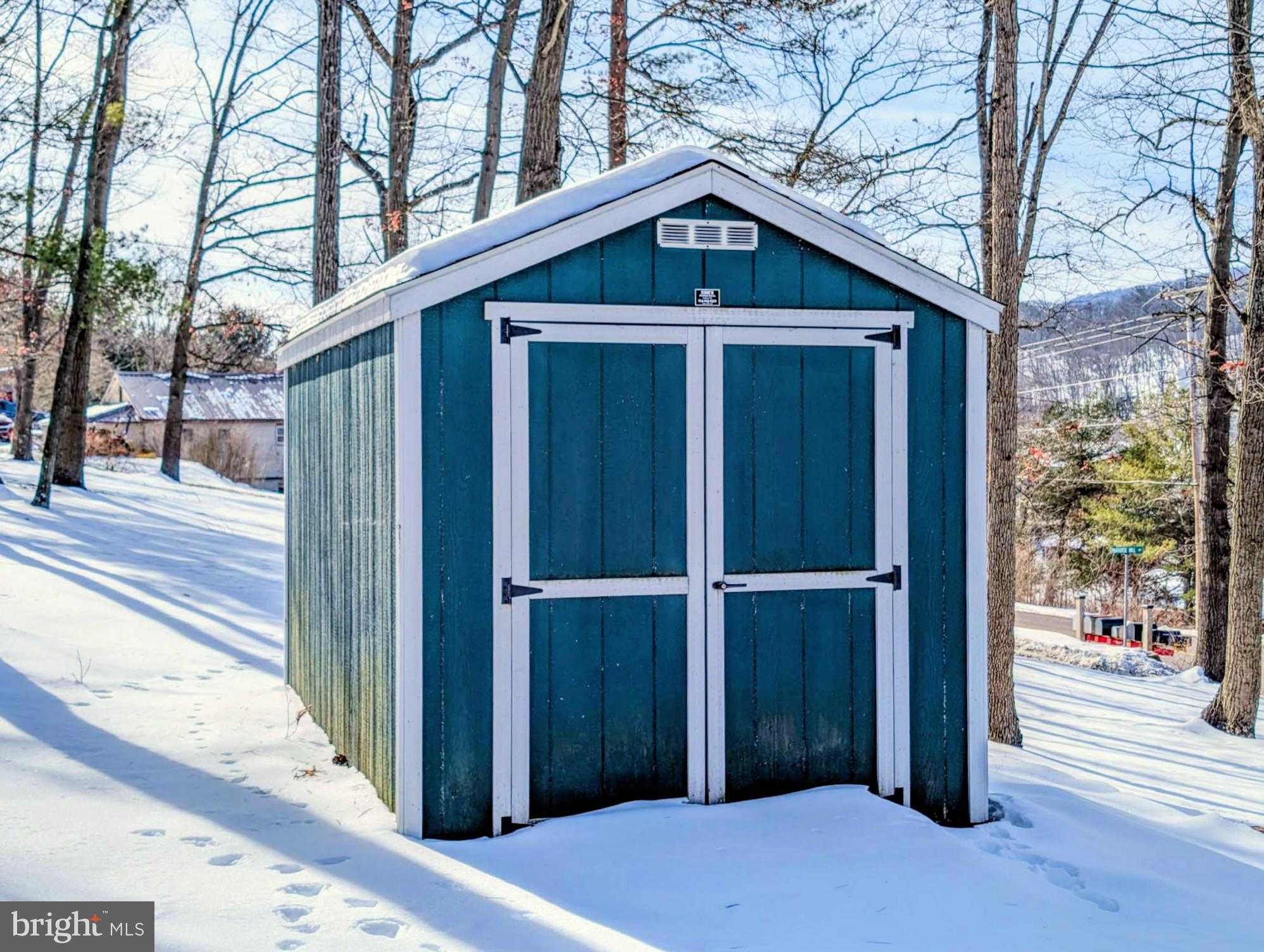 1892 N Milk and Water Rd photo 48