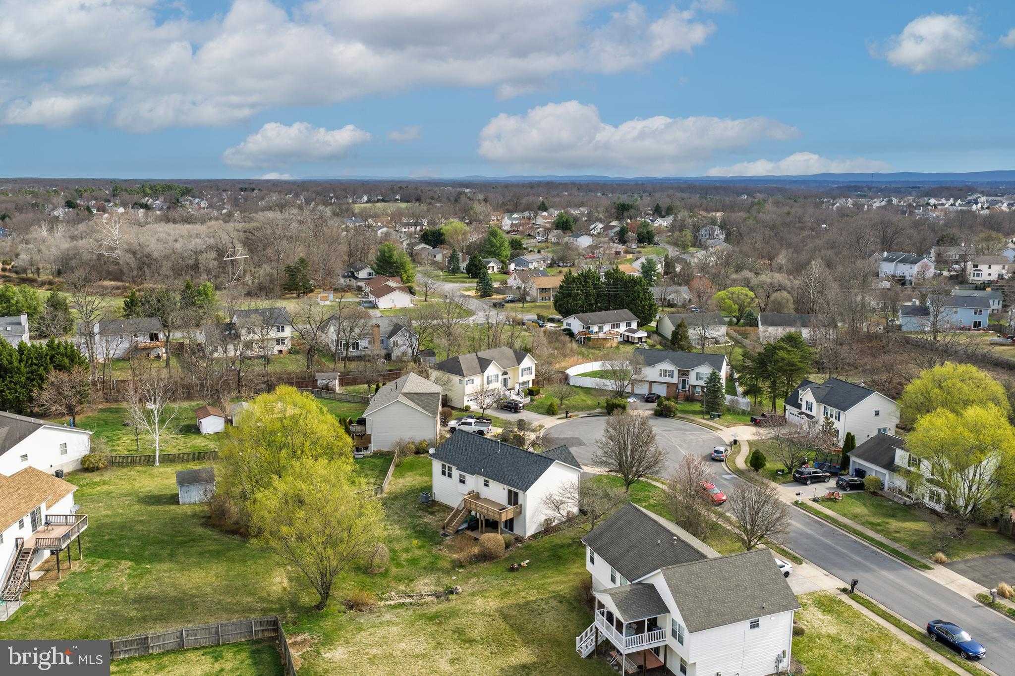 119 Foxglove Dr photo 57