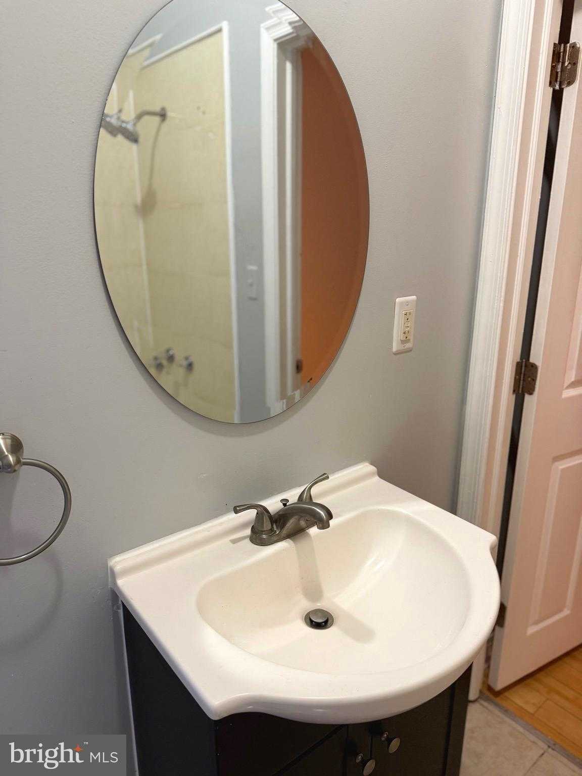 3211 W Montgomery Ave photo 7