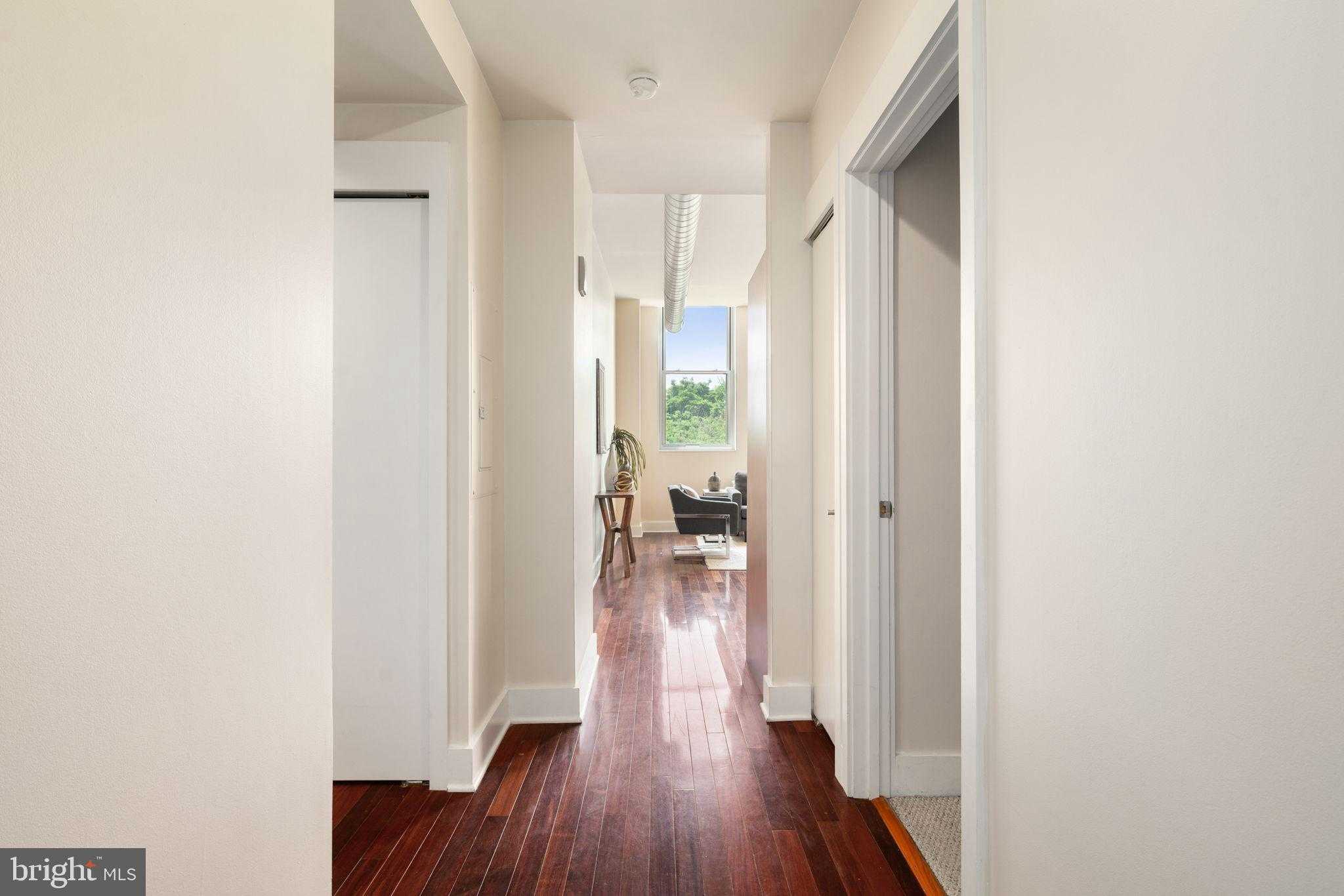 1101 Locust St # 3d photo 9