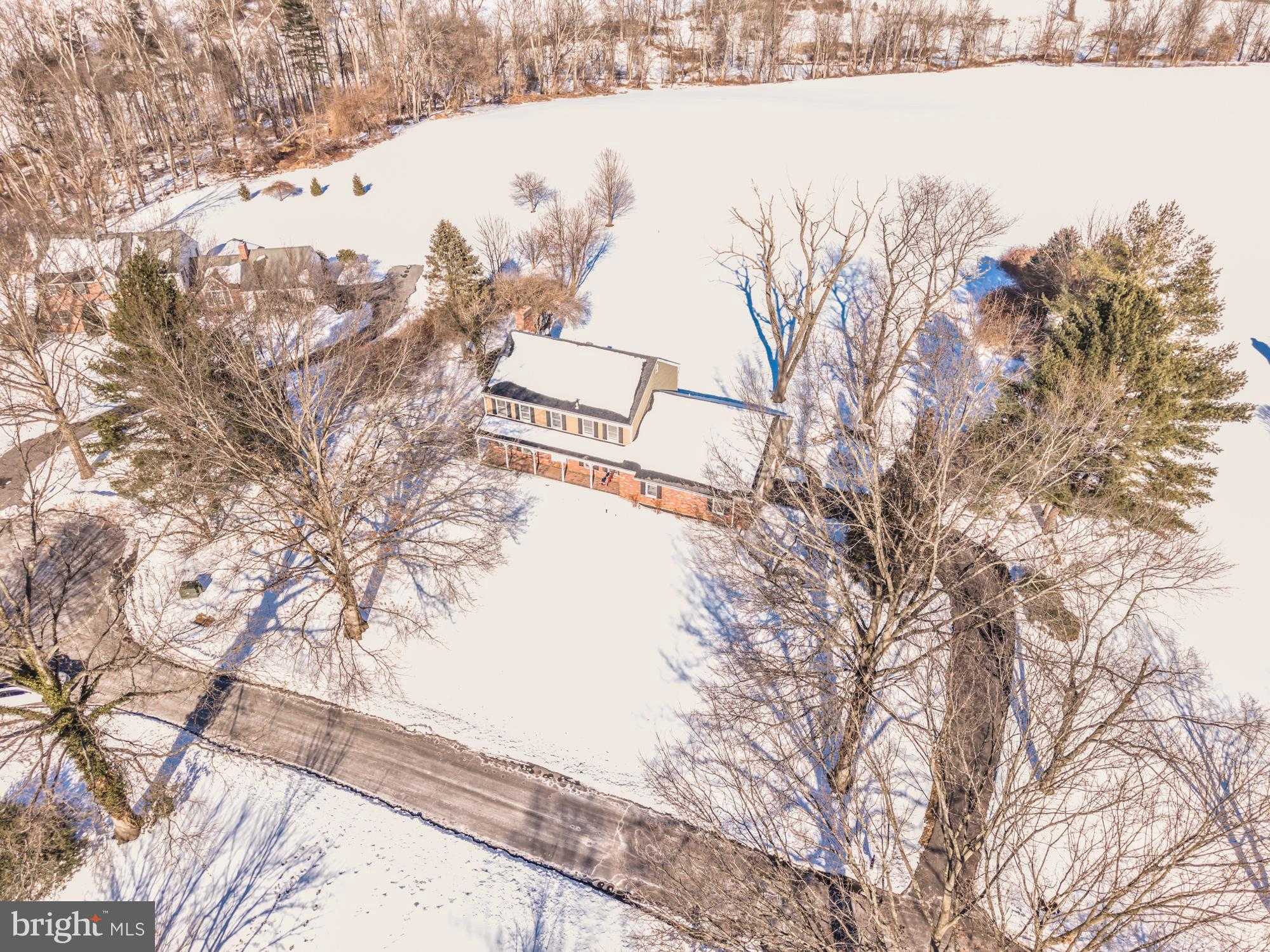 1002 Mansion View Dr photo 9