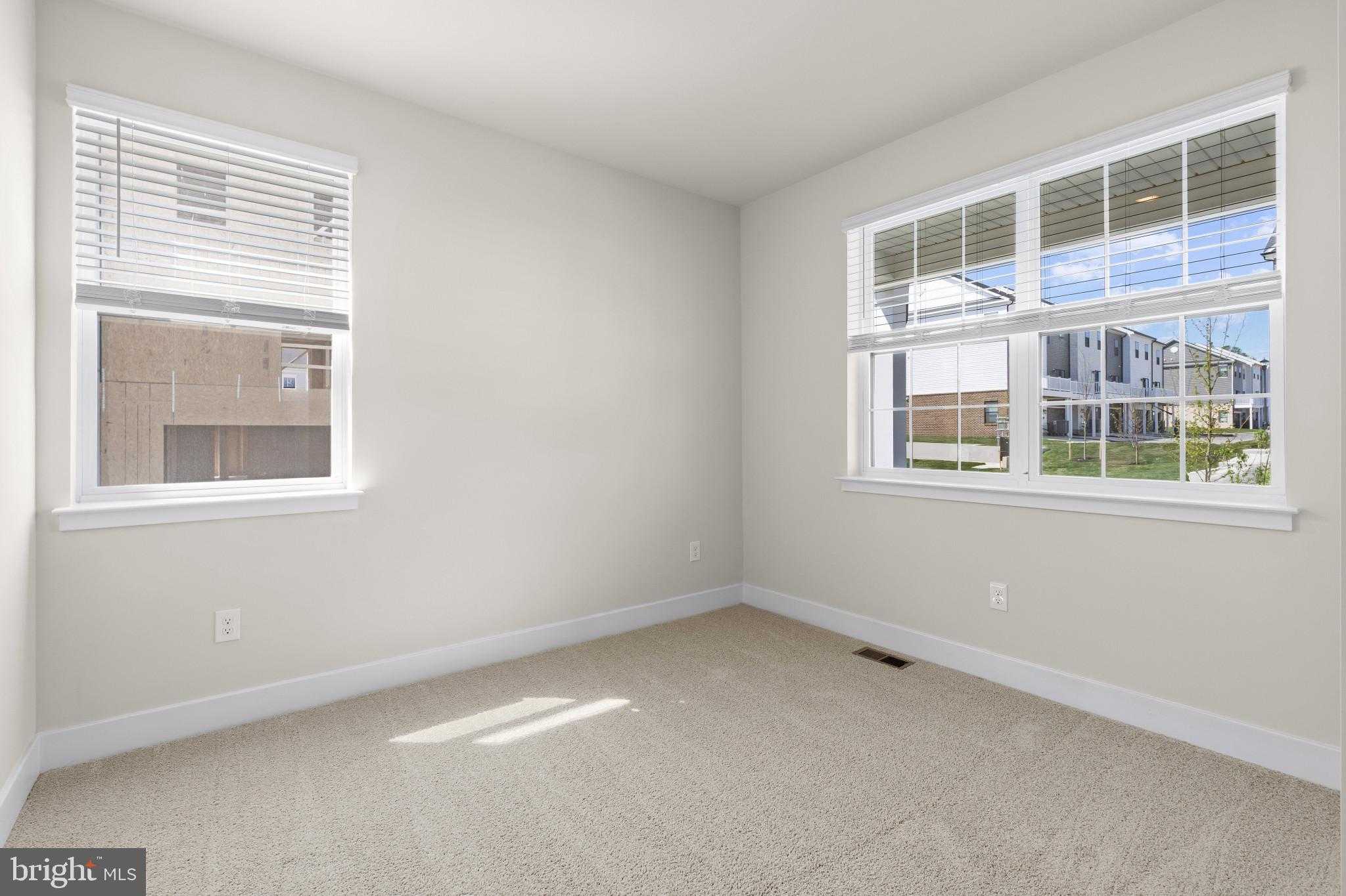 5129 Glistering Pond Way photo 4