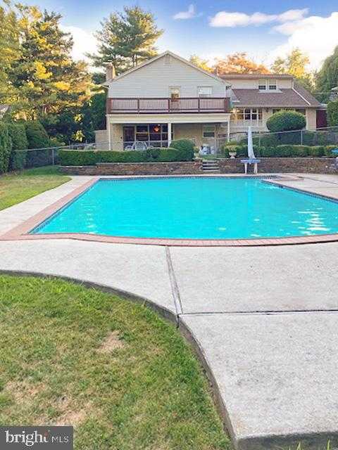 259 Barwynne Rd photo 3