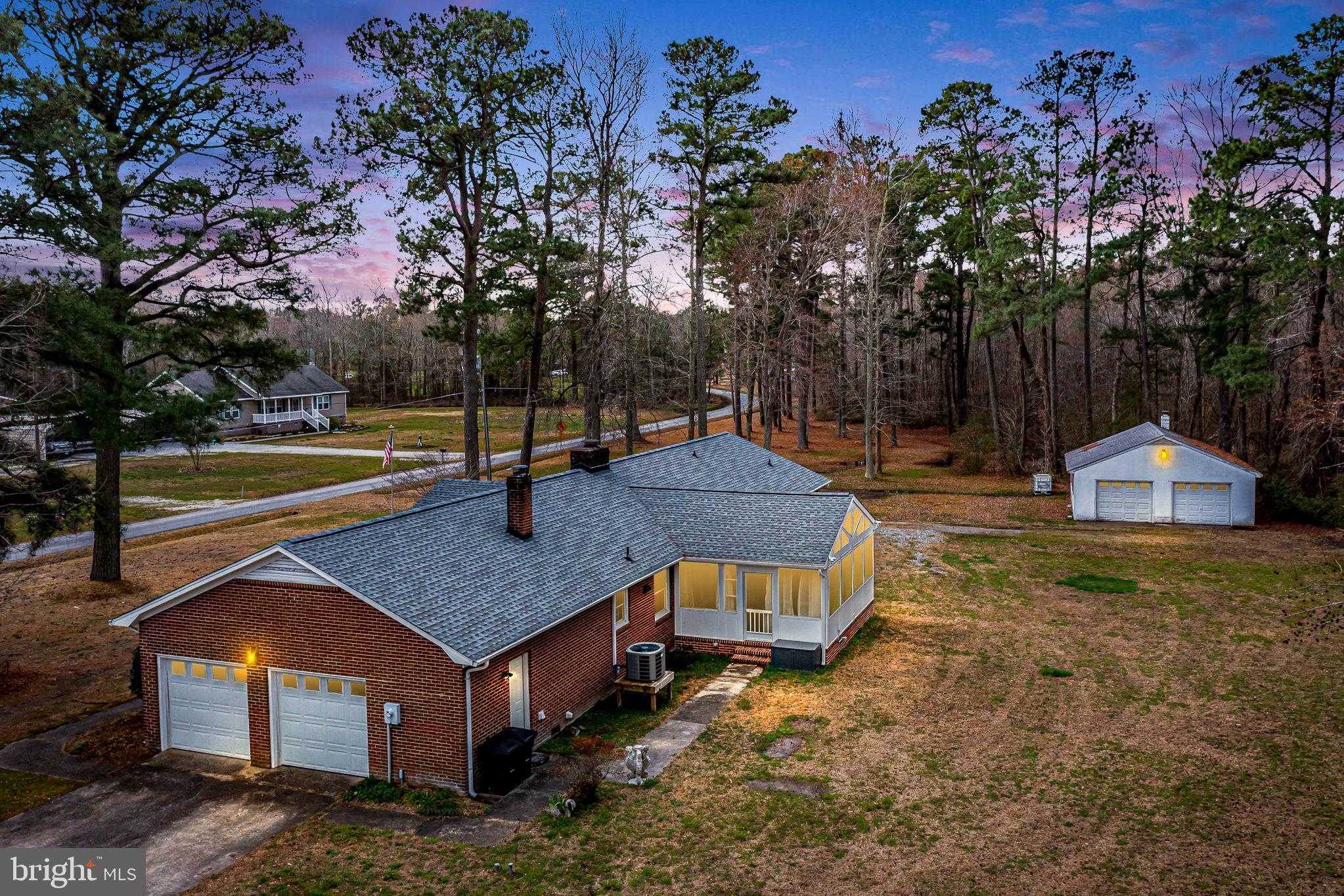 9829 Line Fence Rd, Hayes