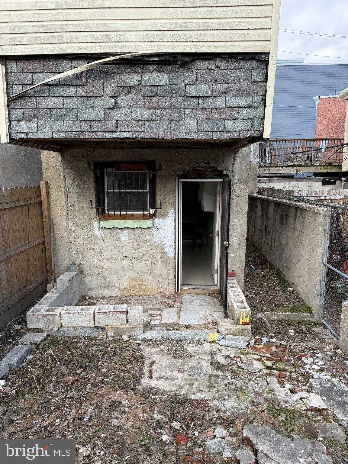 2008 Latona St photo 20