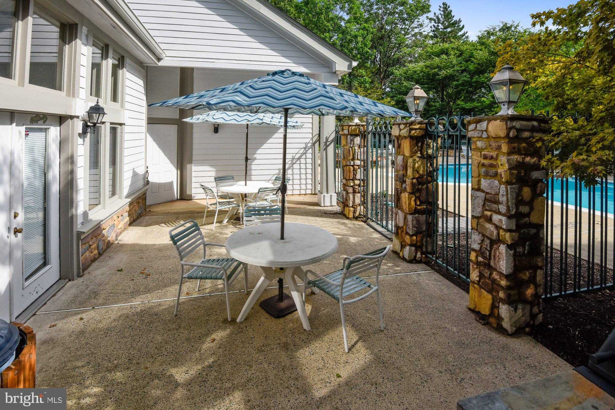 4405 Sedgehurst Dr Apt 202 photo 31