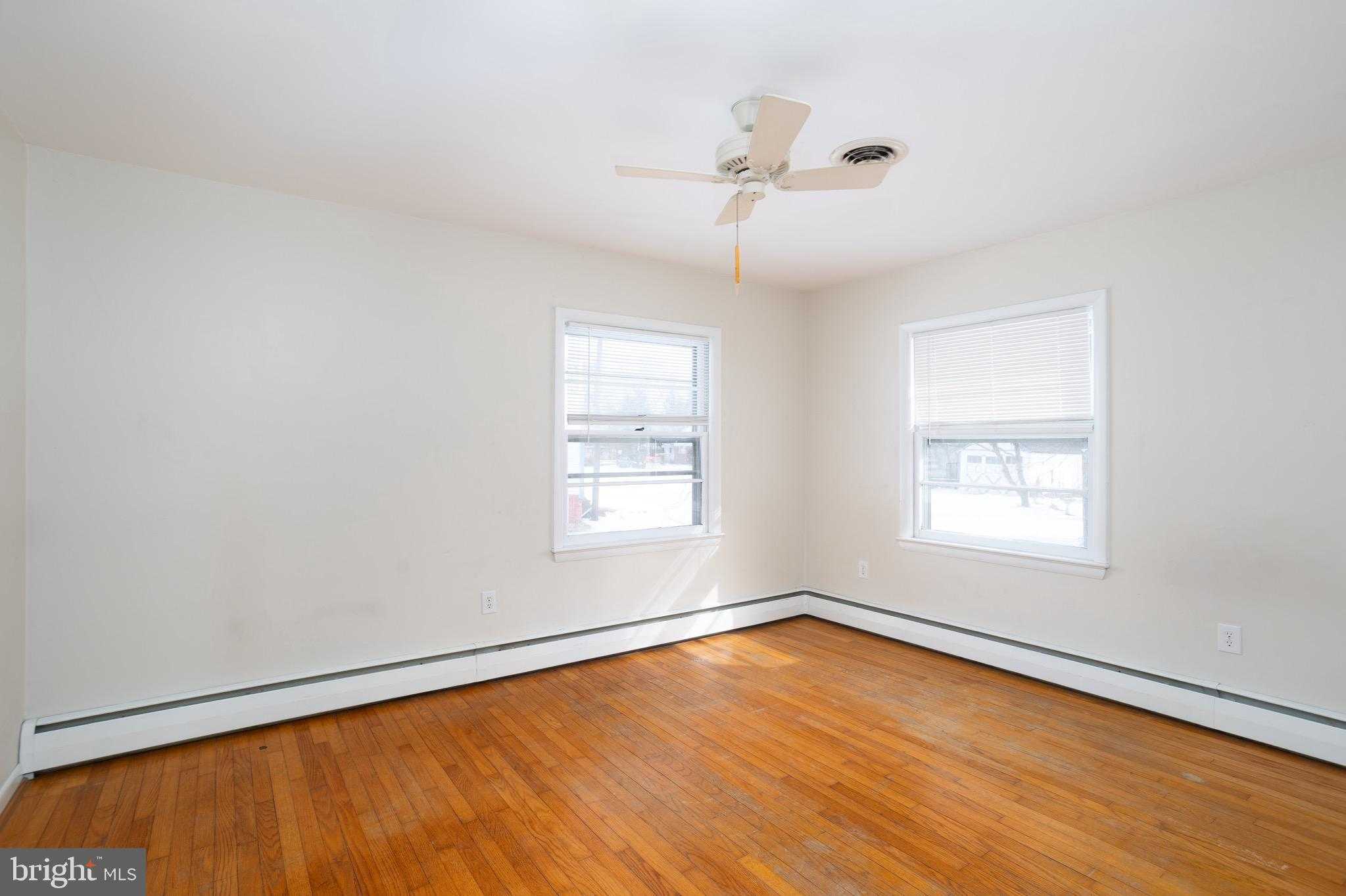 207 S 7th St photo 14