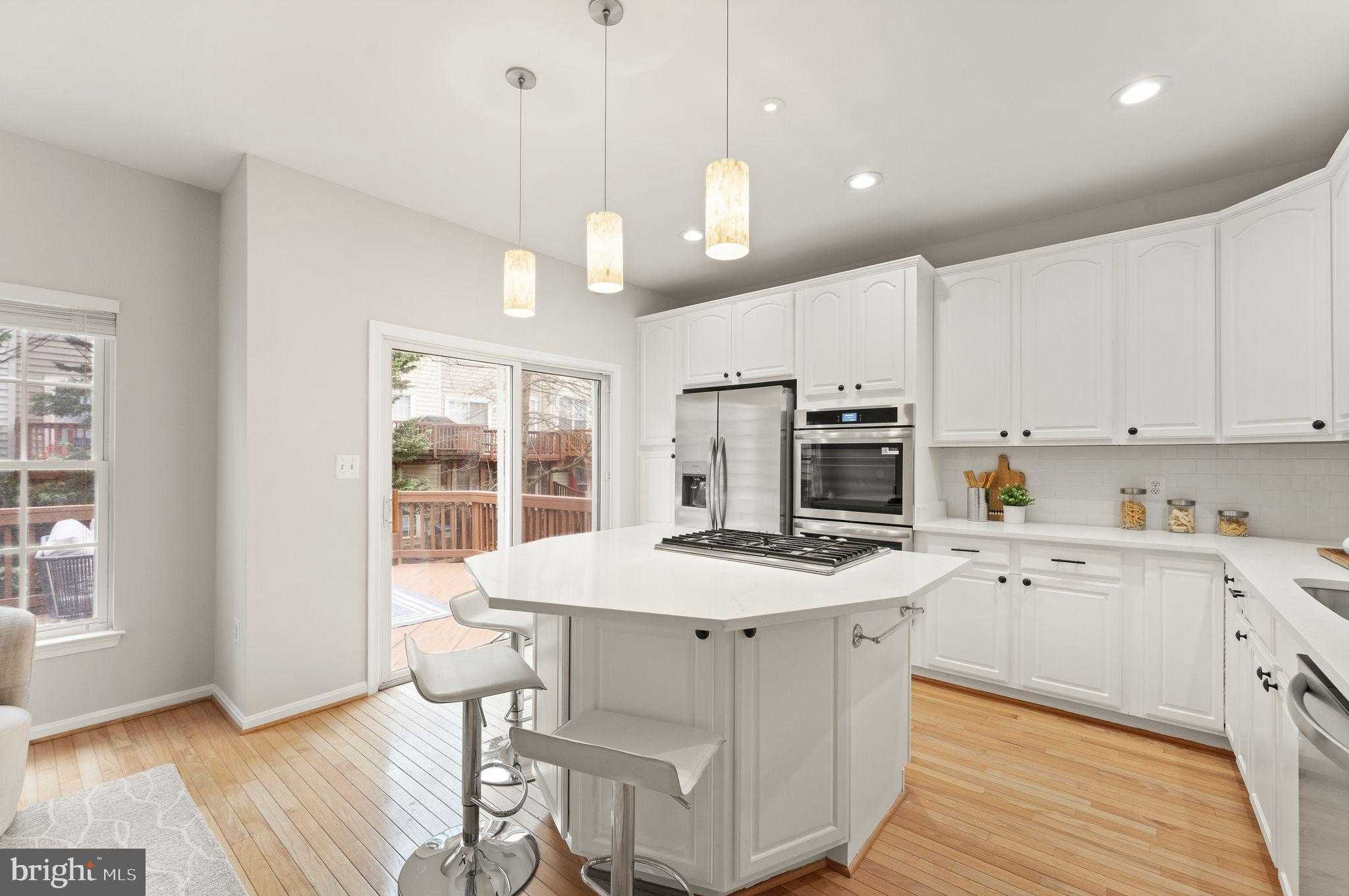 11625 Fairfax Commons Dr photo 13