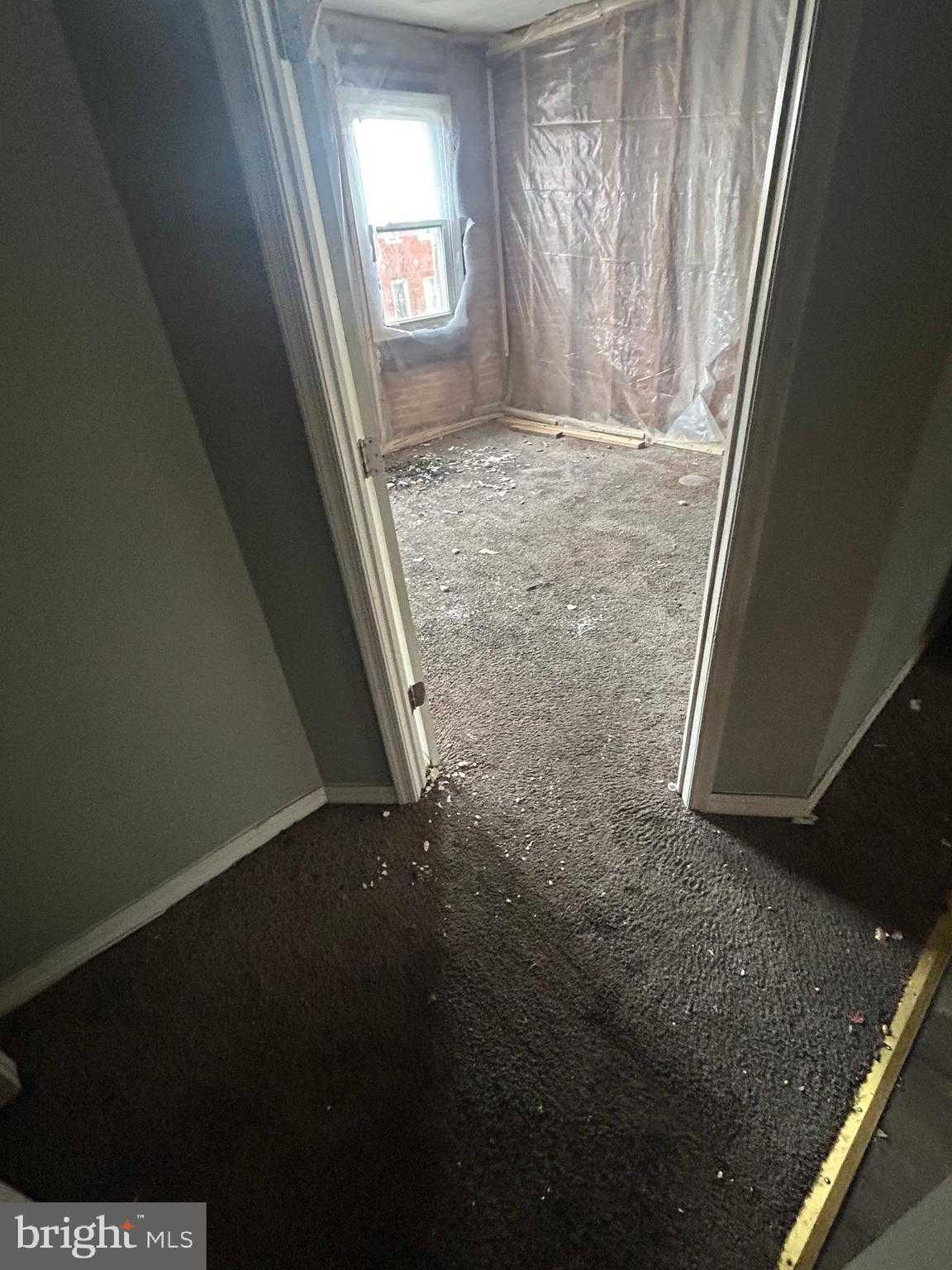 207 N Carey St photo 28