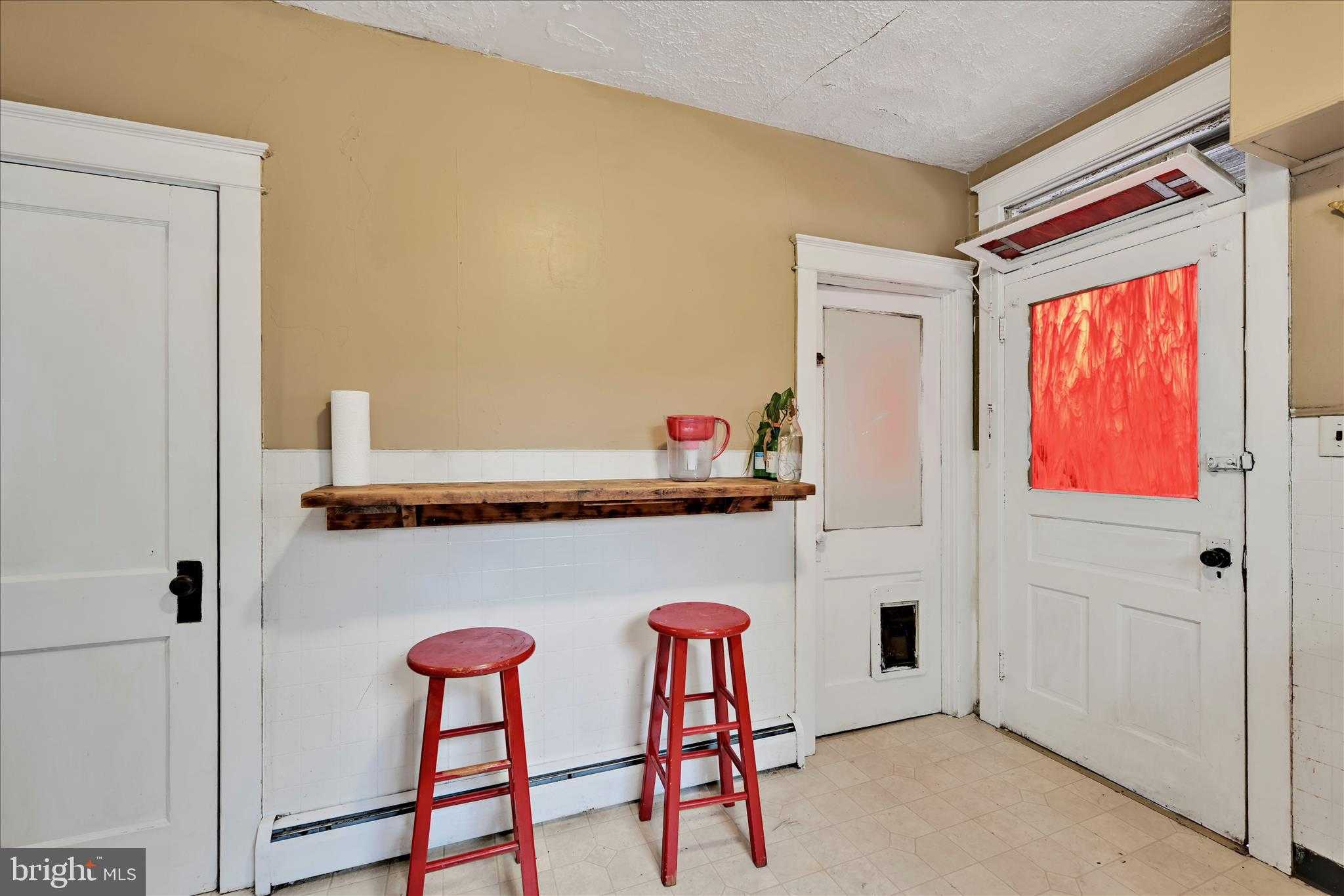 544 Spruce St photo 18