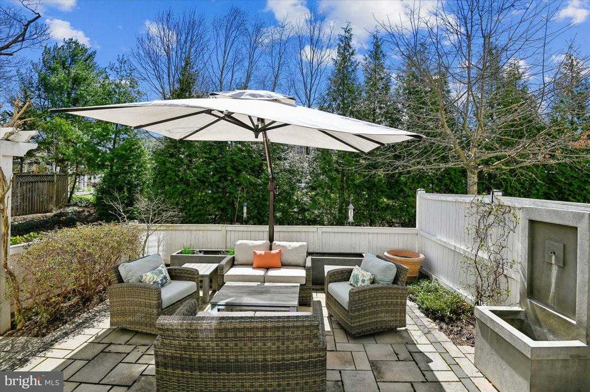 1109 Boucher Ave photo 7