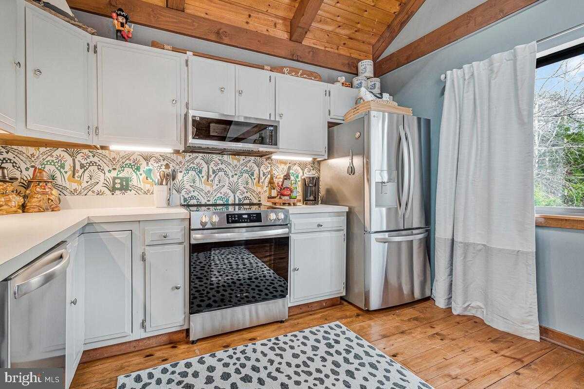 11445 Mohawk CT photo 16