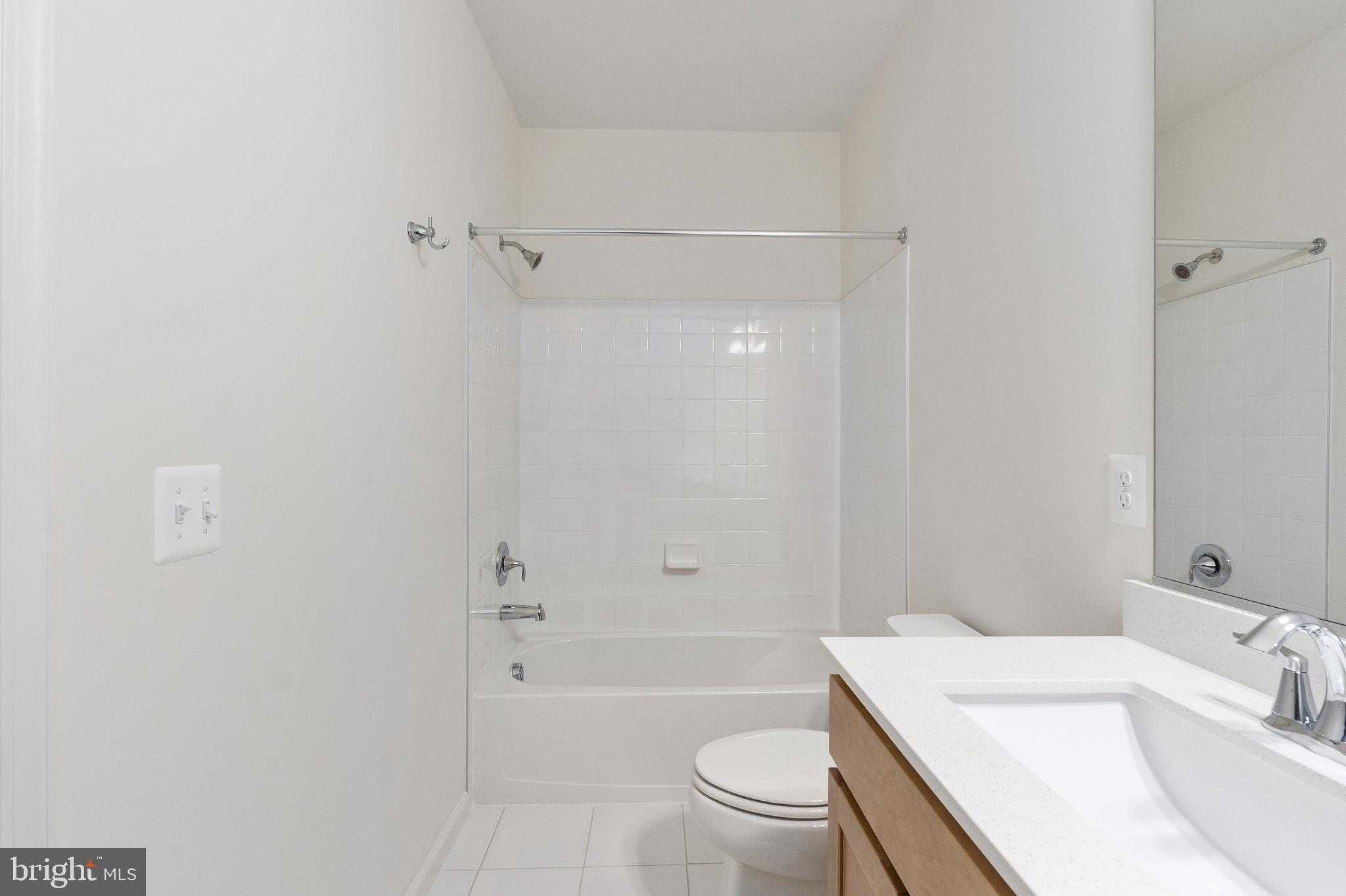 2510 Neabsco Common Pl photo 25