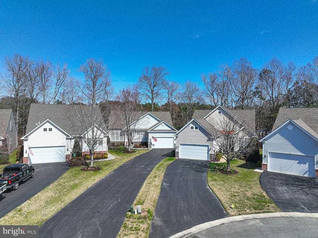 10 Cambridge Pl photo 100