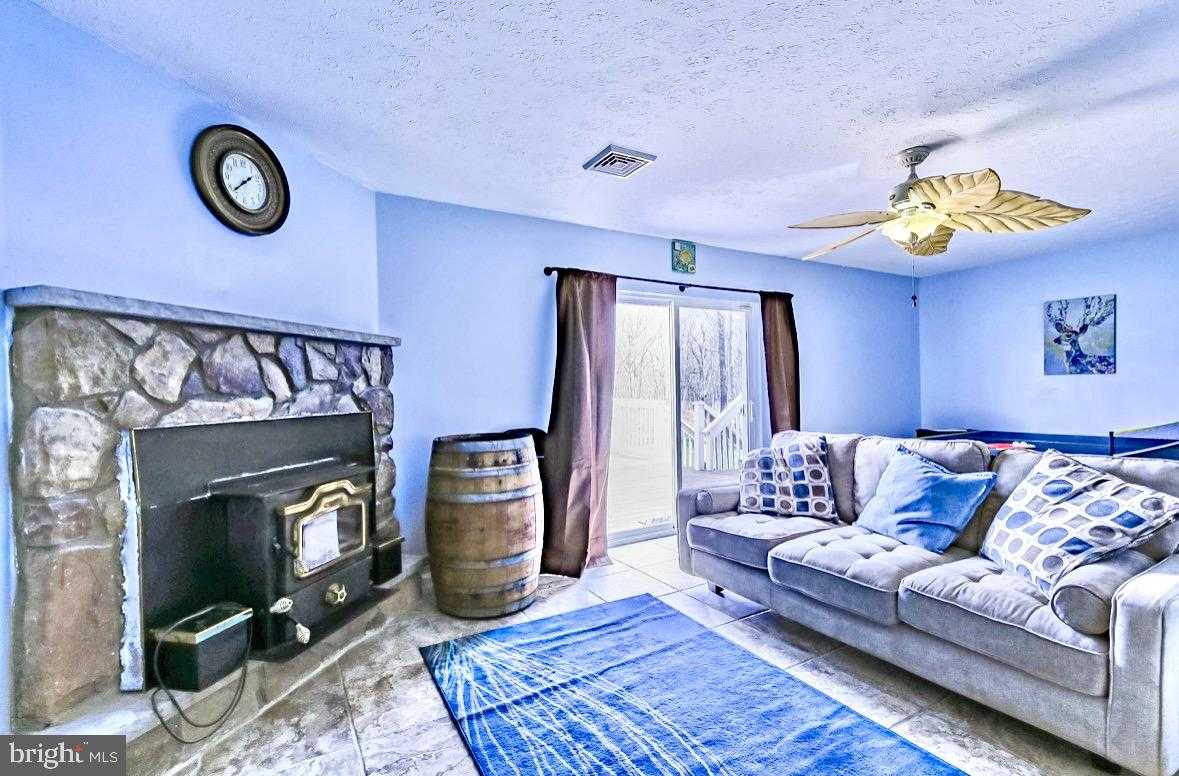 1019 Cricket Ln photo 33