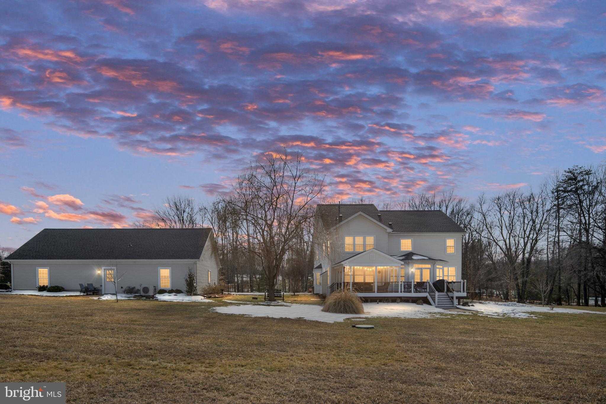 24 Gibson Dr photo 5