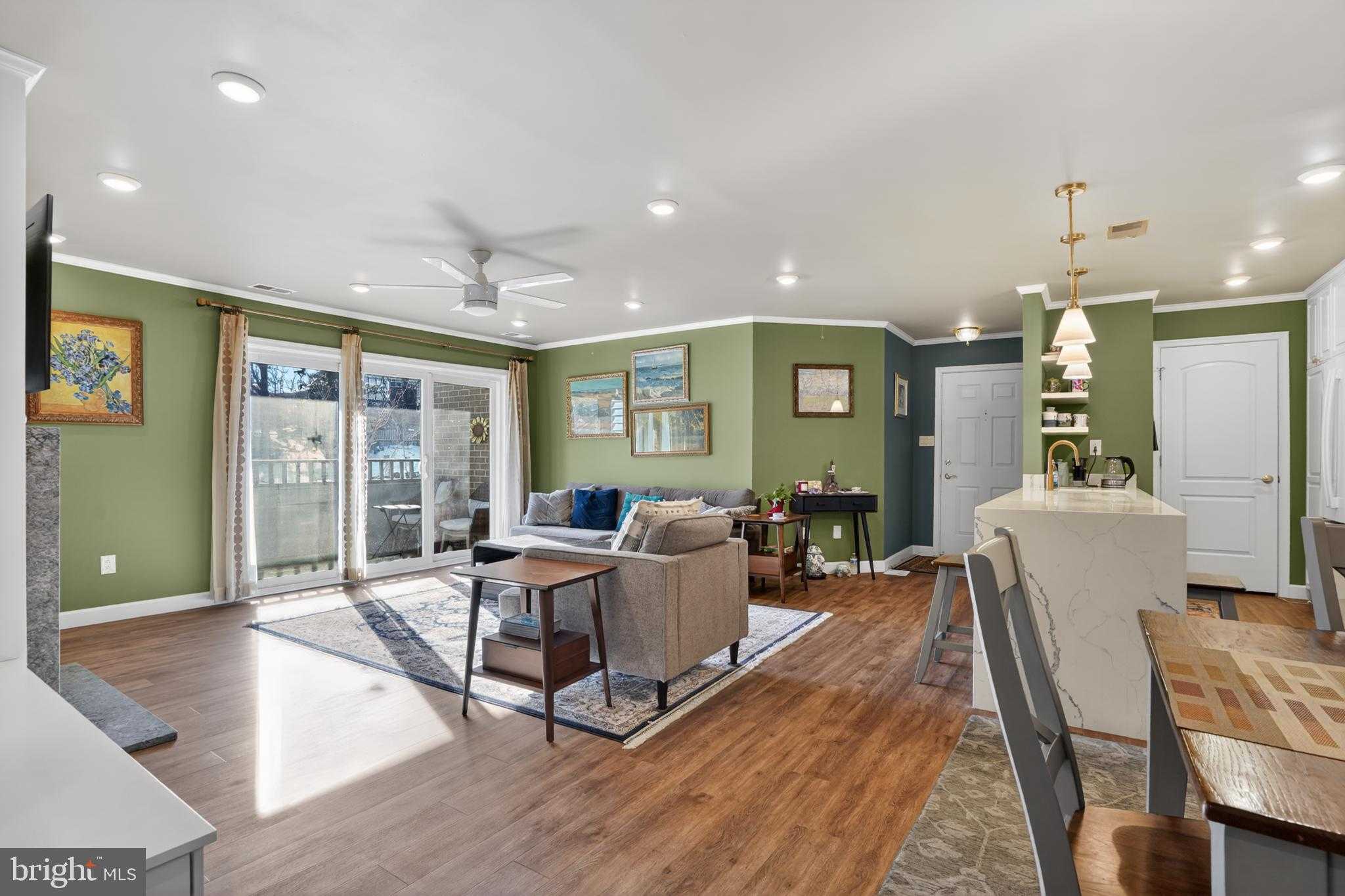 7703 Lafayette Forest Dr Apt 24 photo 10