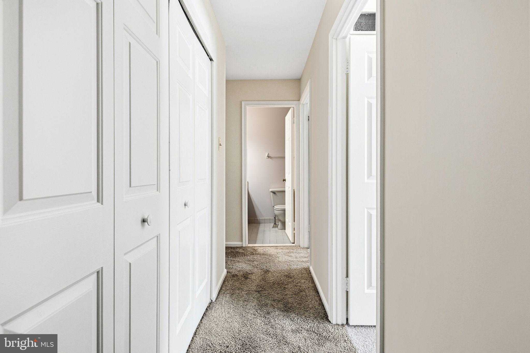 212 Clover Hill CT photo 17