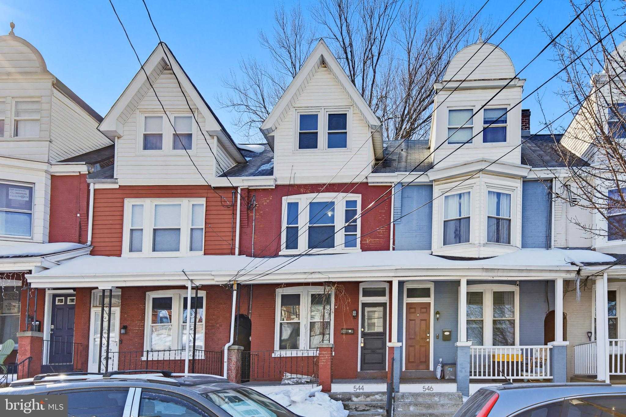 544 N Mary St photo 2