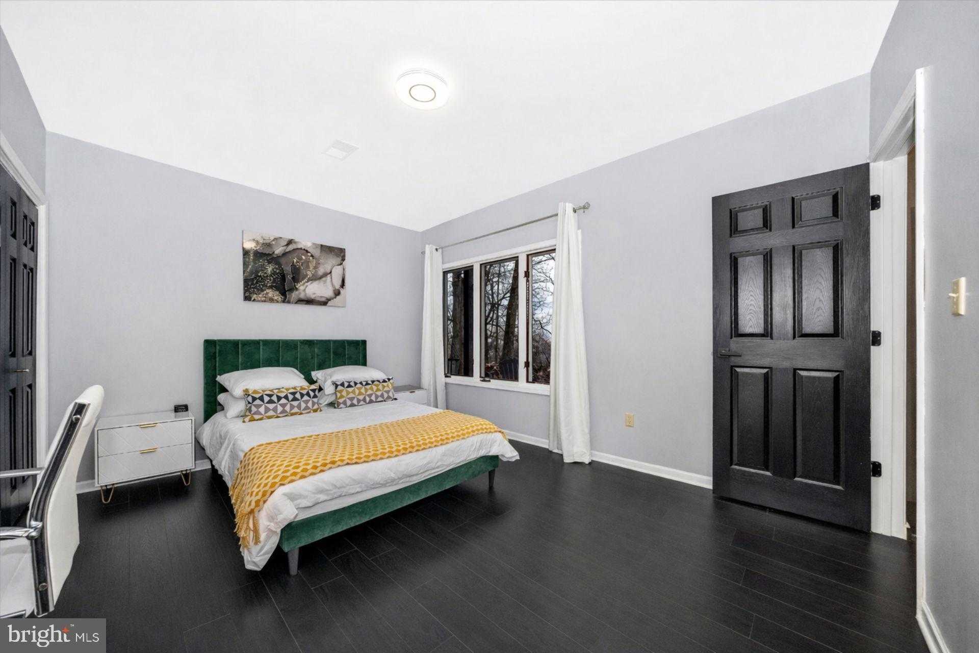 579 Bobcat Dr photo 10