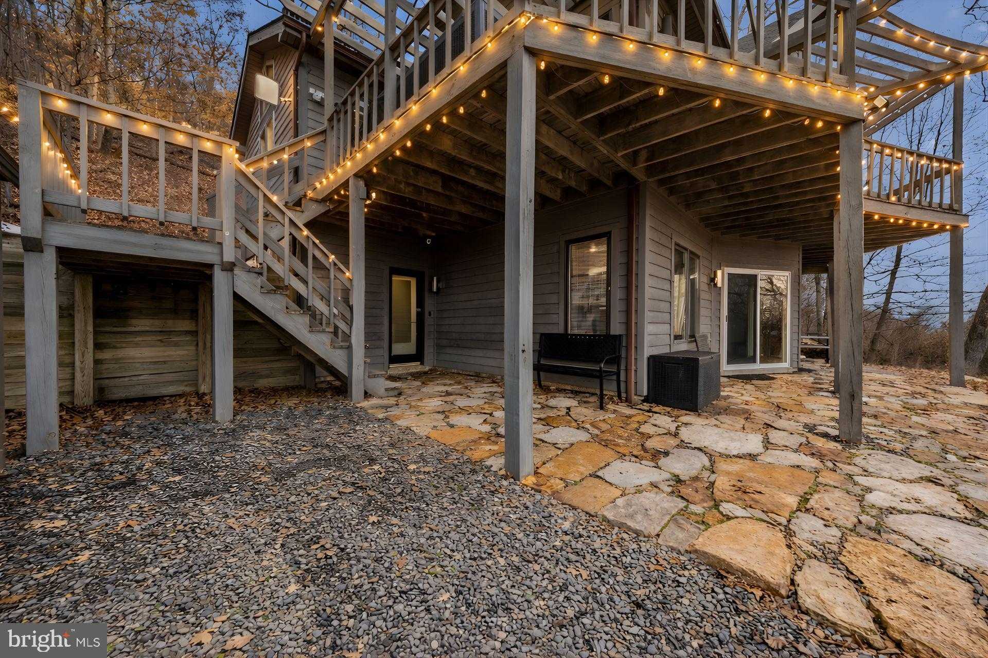 579 Bobcat Dr photo 25