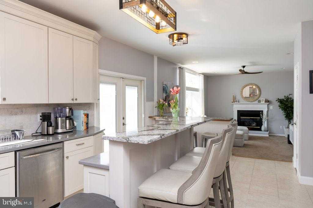 814 Sydni CT photo 11