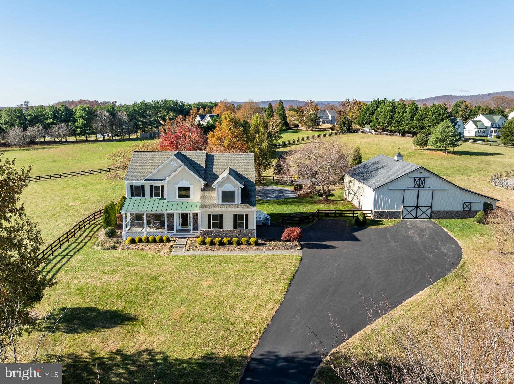 38607 Millstone Dr photo 2