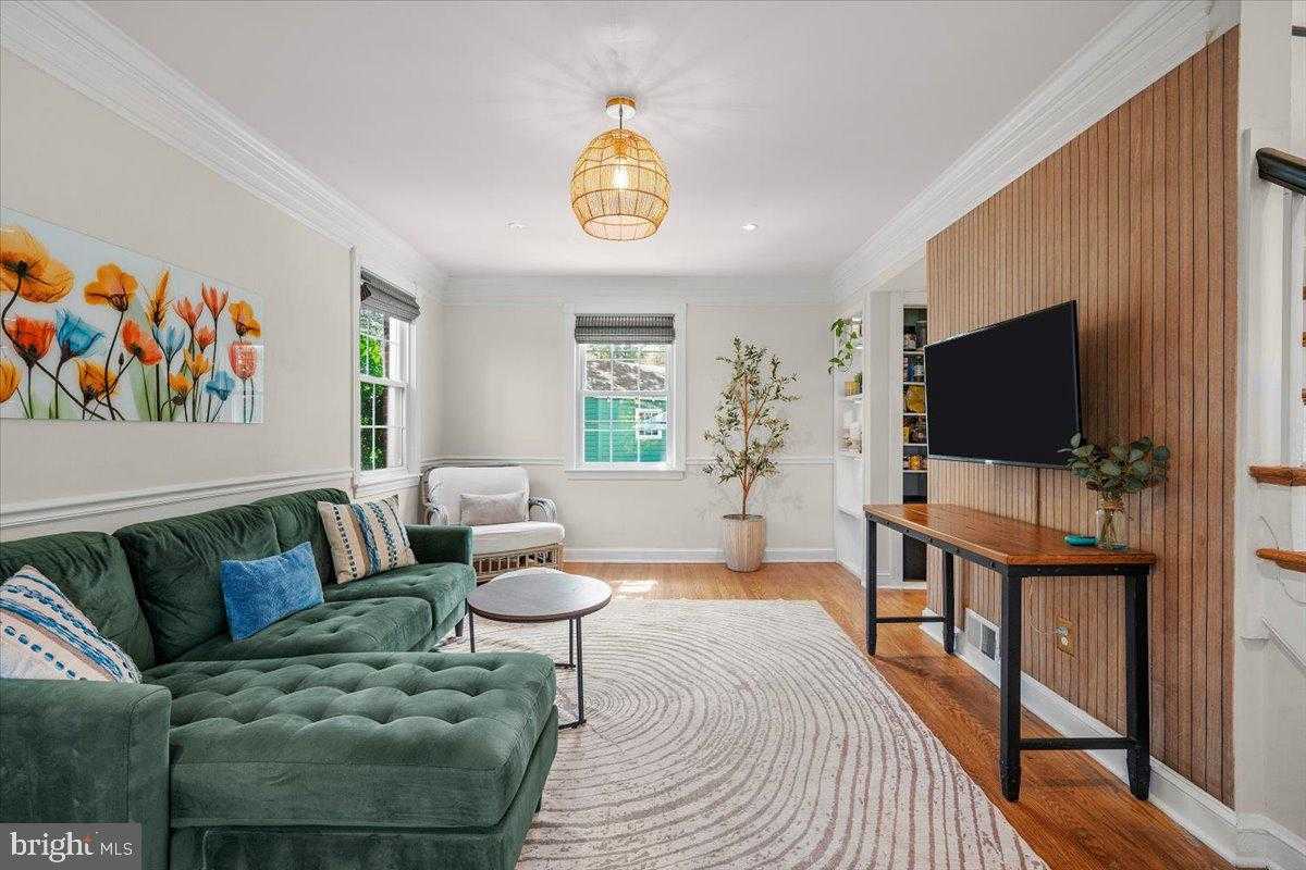 505 E Schuyler Rd photo 5