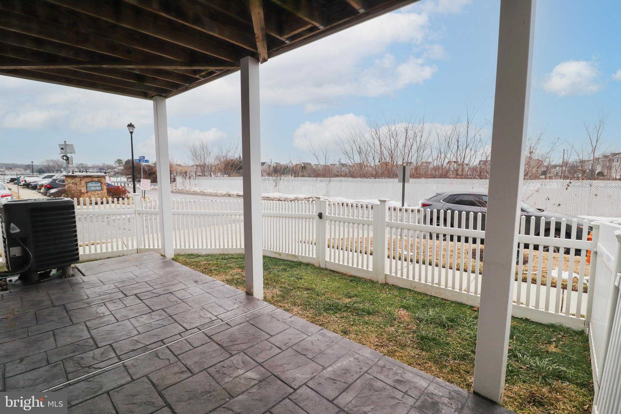 8229 Seaworthy Way photo 36