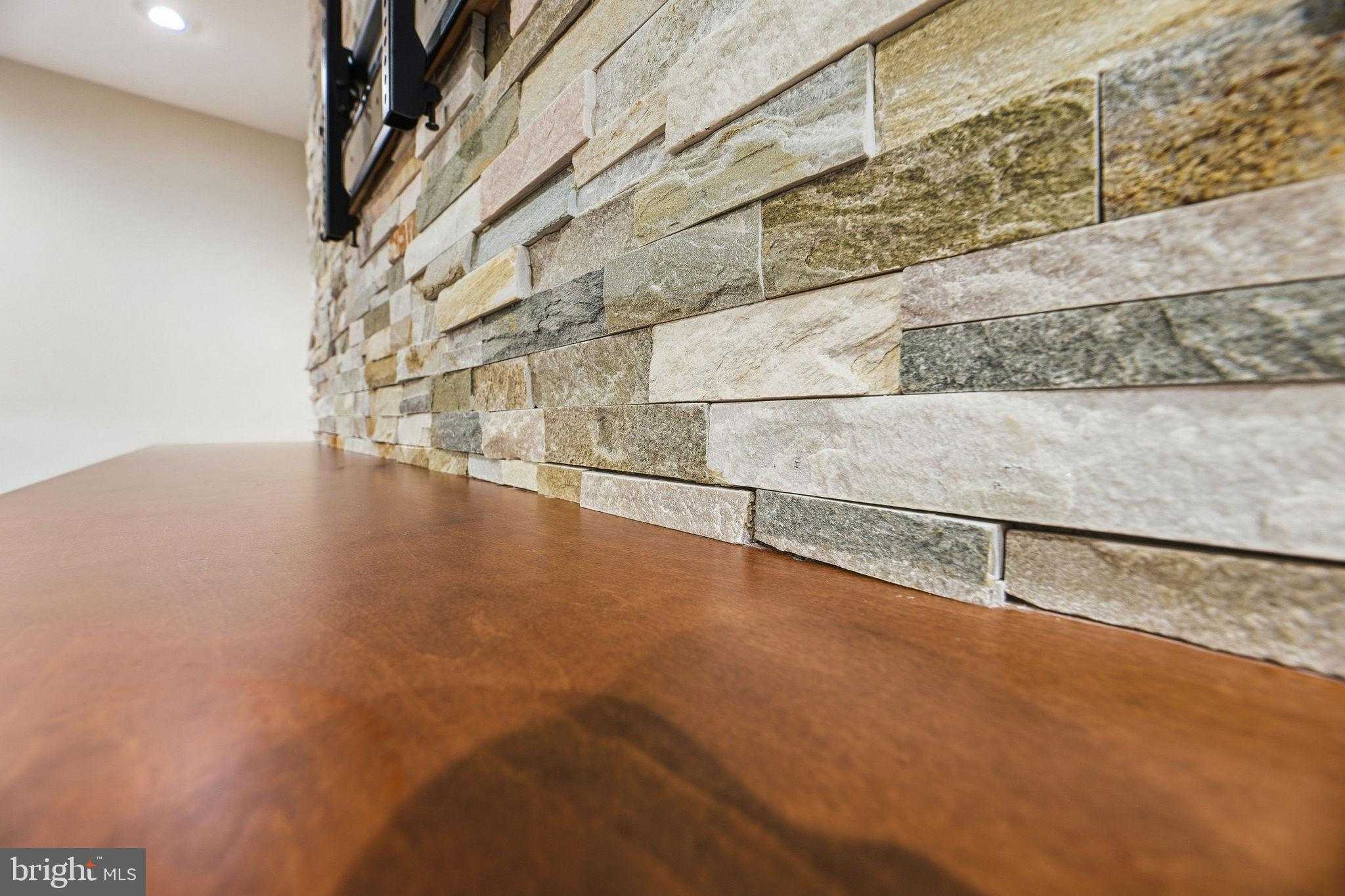 3000 Whispering Dr photo 17