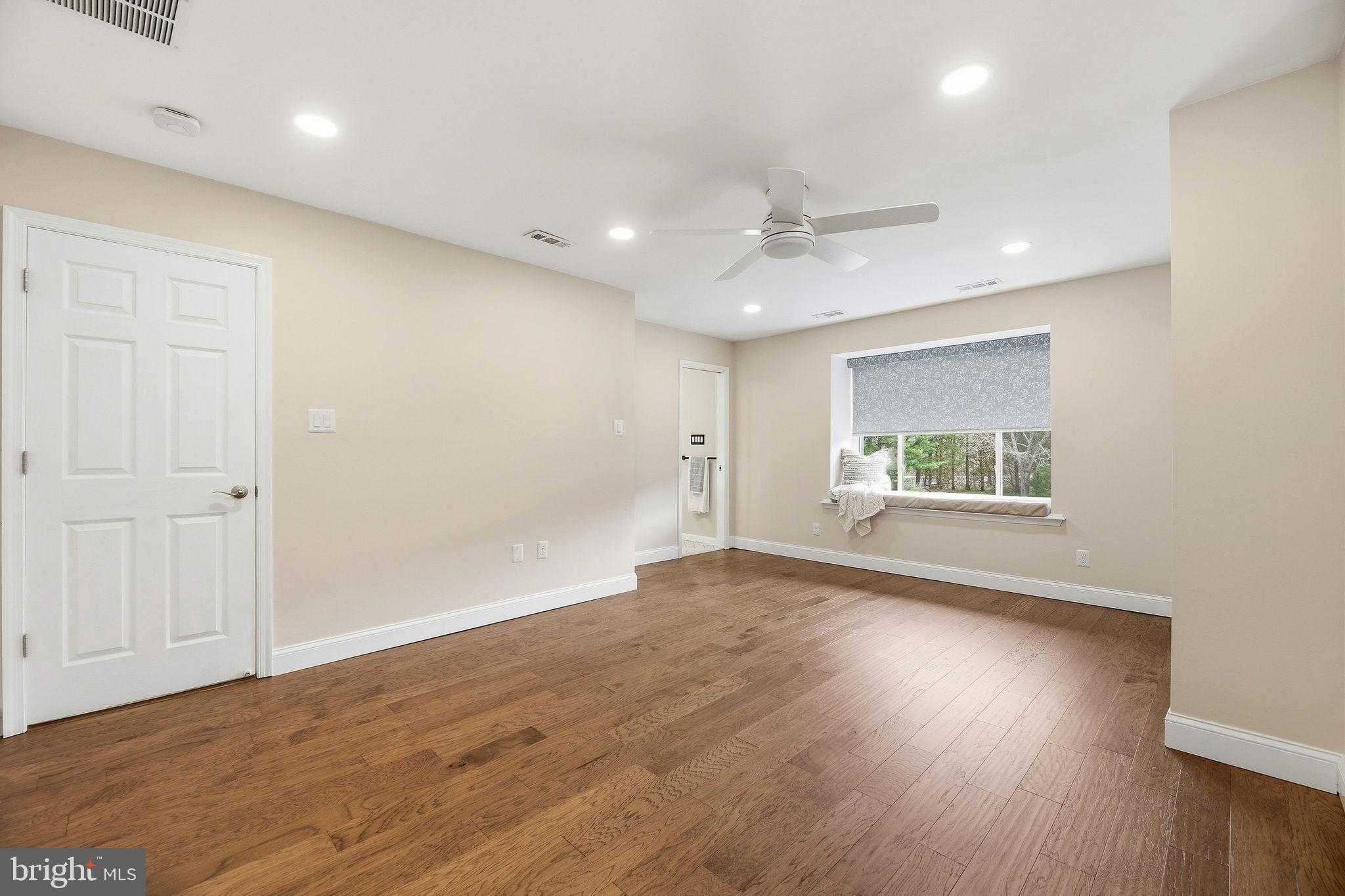 3000 Whispering Dr photo 36