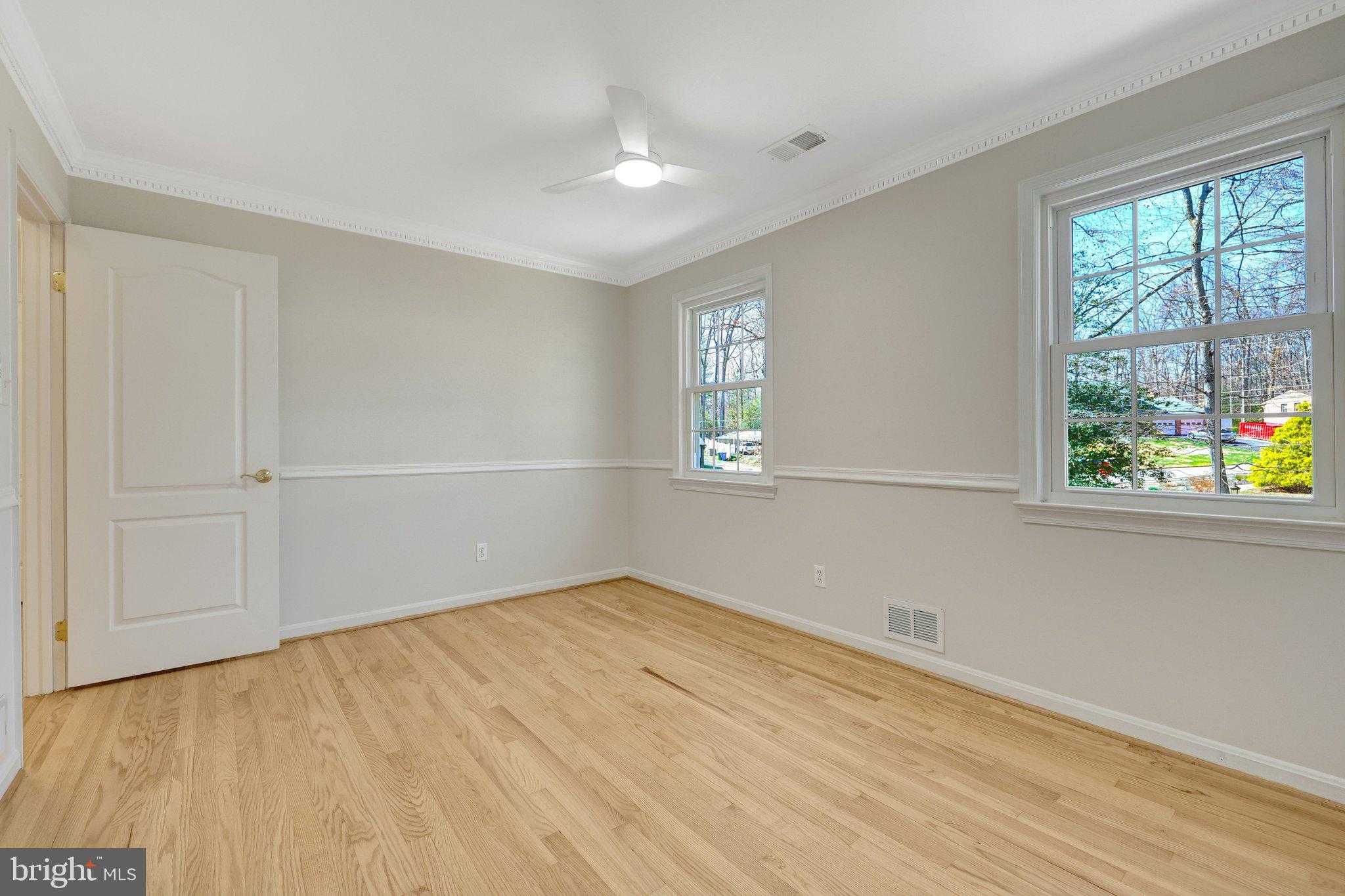 9127 Southwick St photo 56