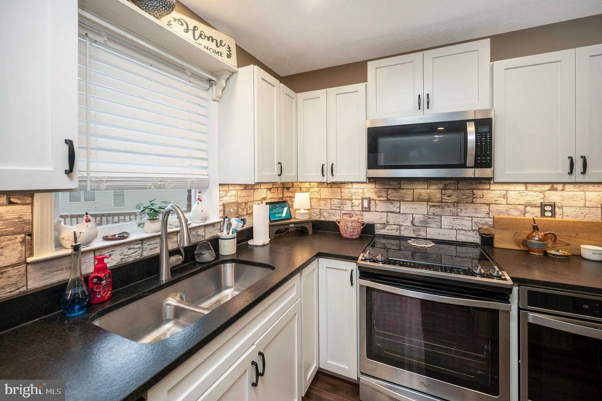 3201 Lakeview Pkwy photo 15