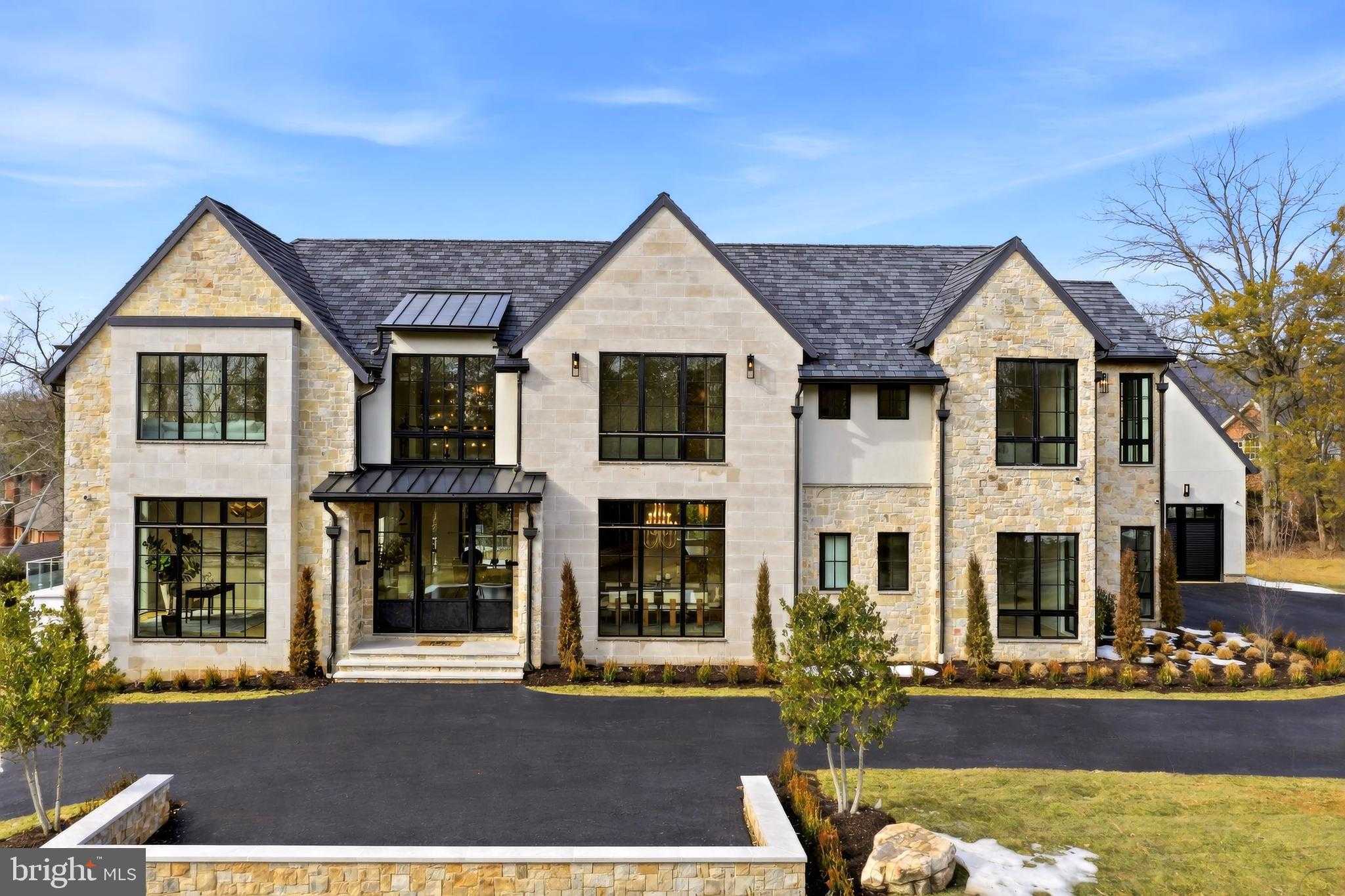 1306 Ballantrae CT photo 2