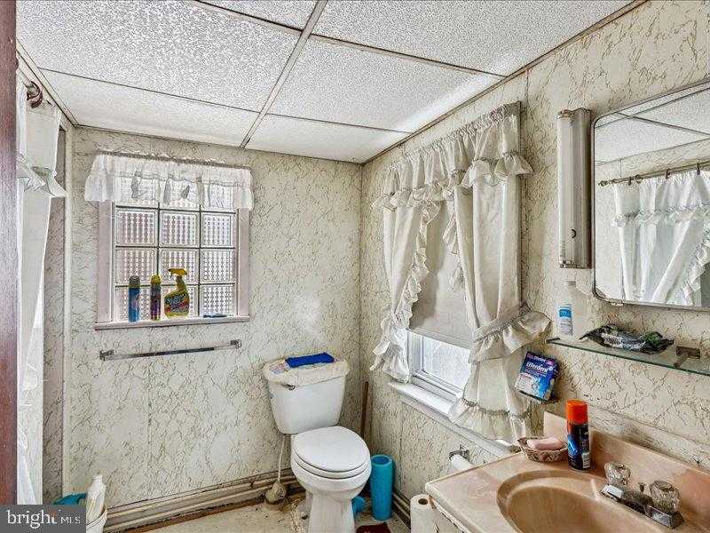 105 S Houcksville Rd photo 24