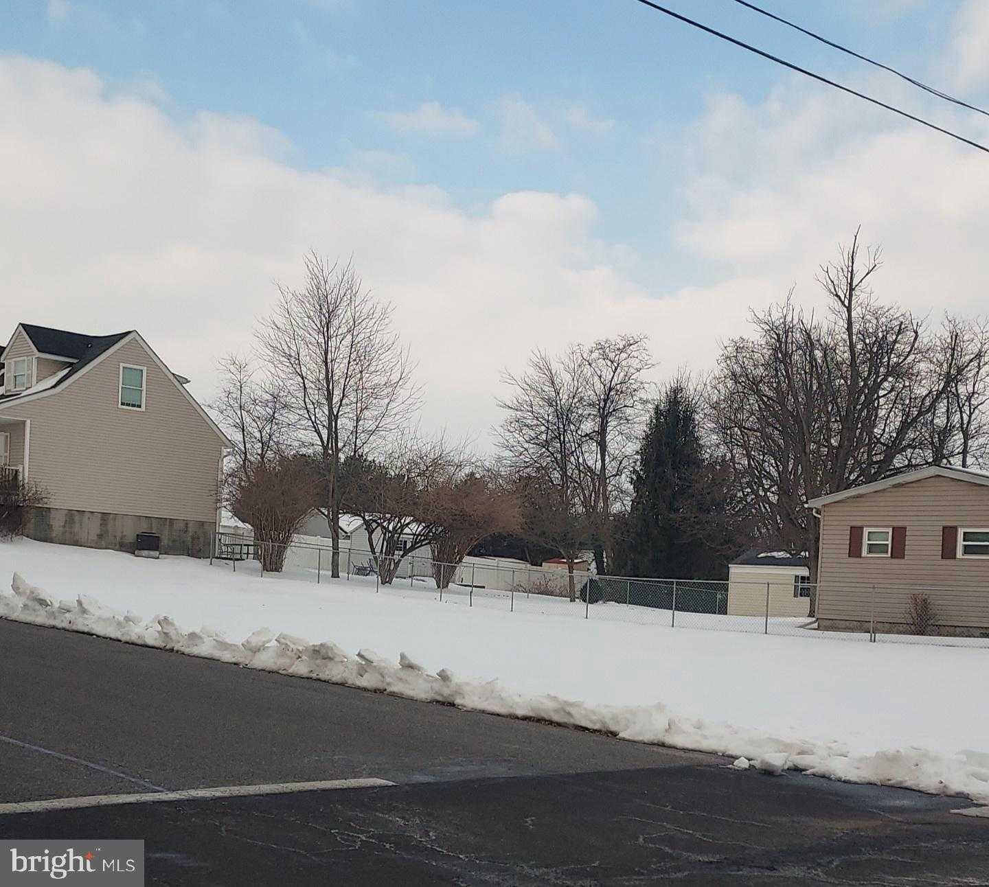 125 Commerce St photo 2