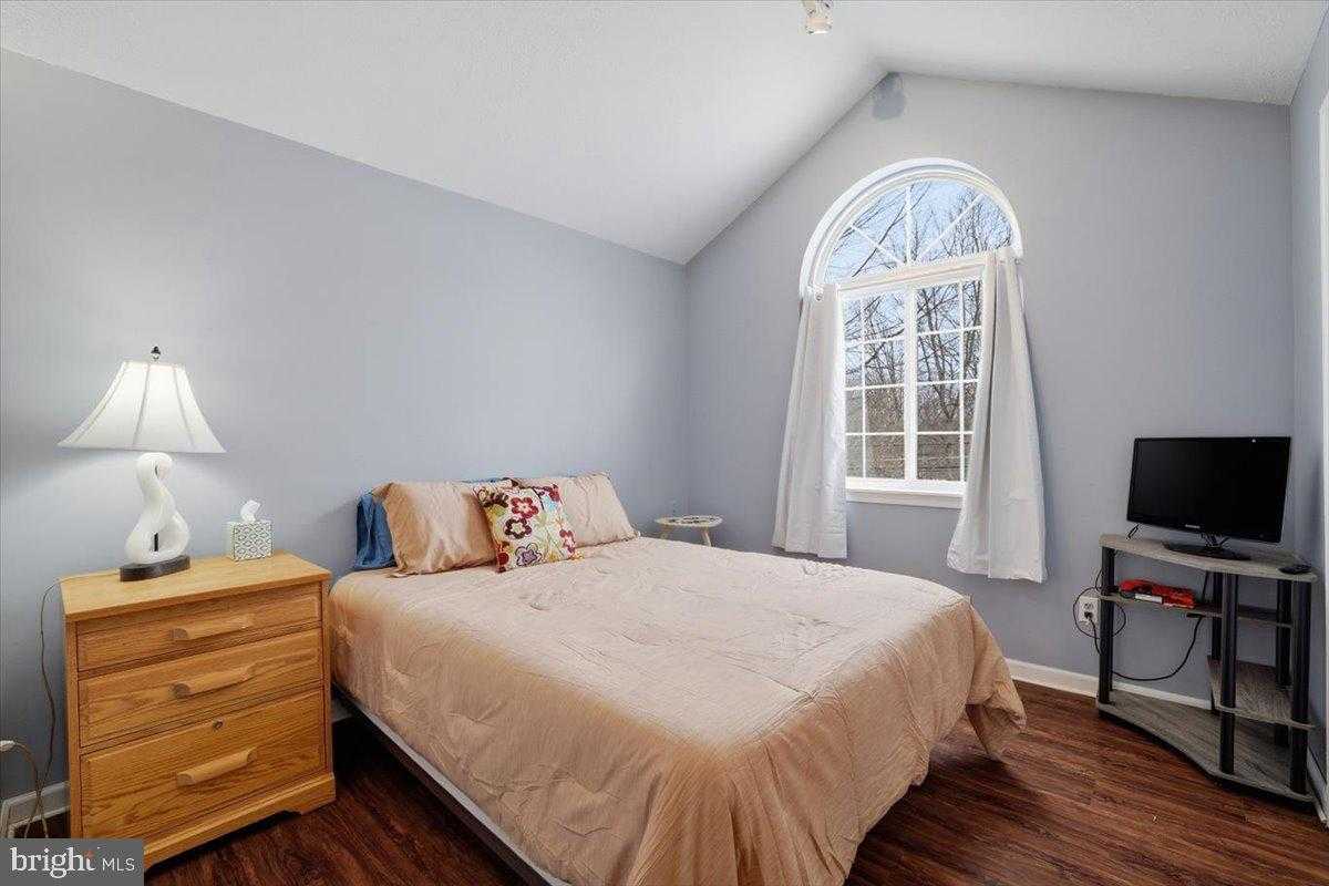 2130 Scarborough Way photo 32