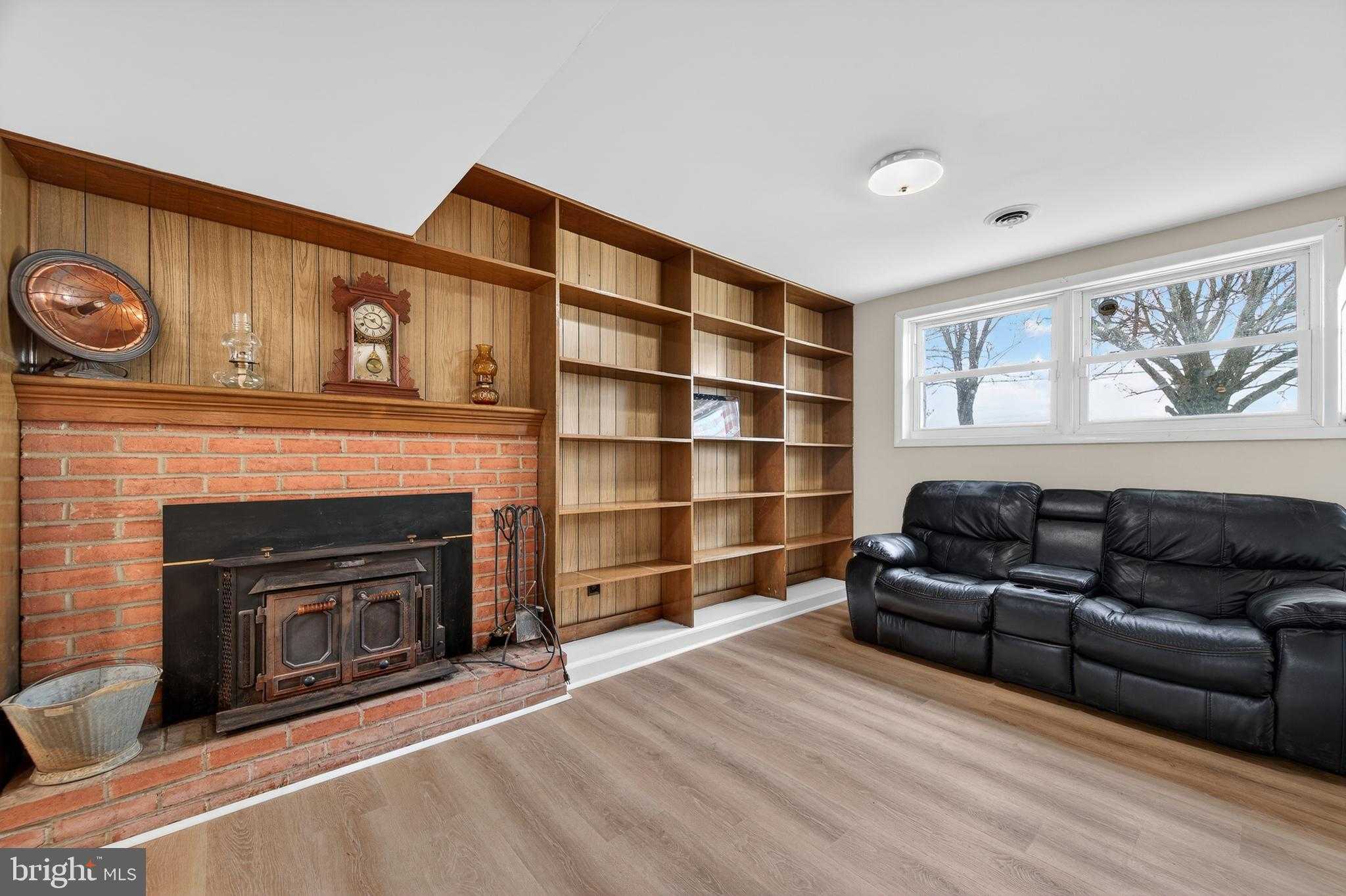 8137 Summit Point Rd photo 29