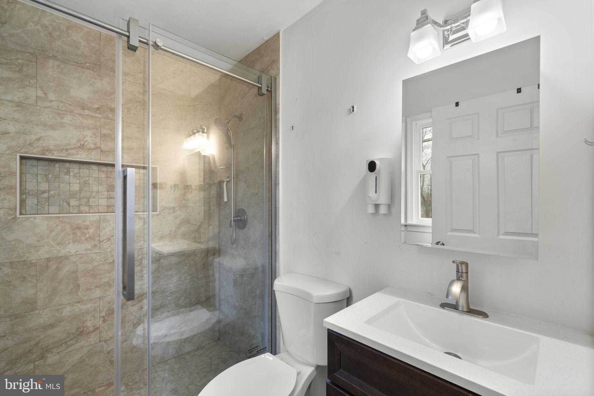 4525 Roop Rd photo 25