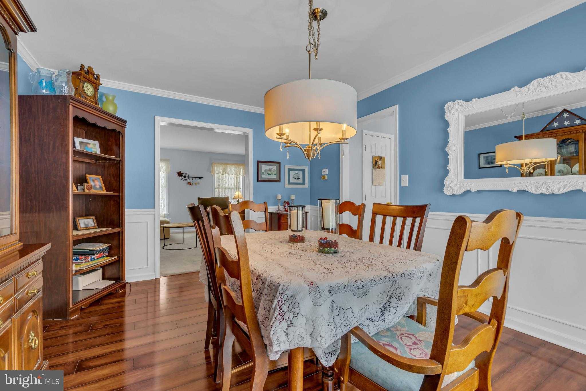 2593 Halleck Dr photo 21